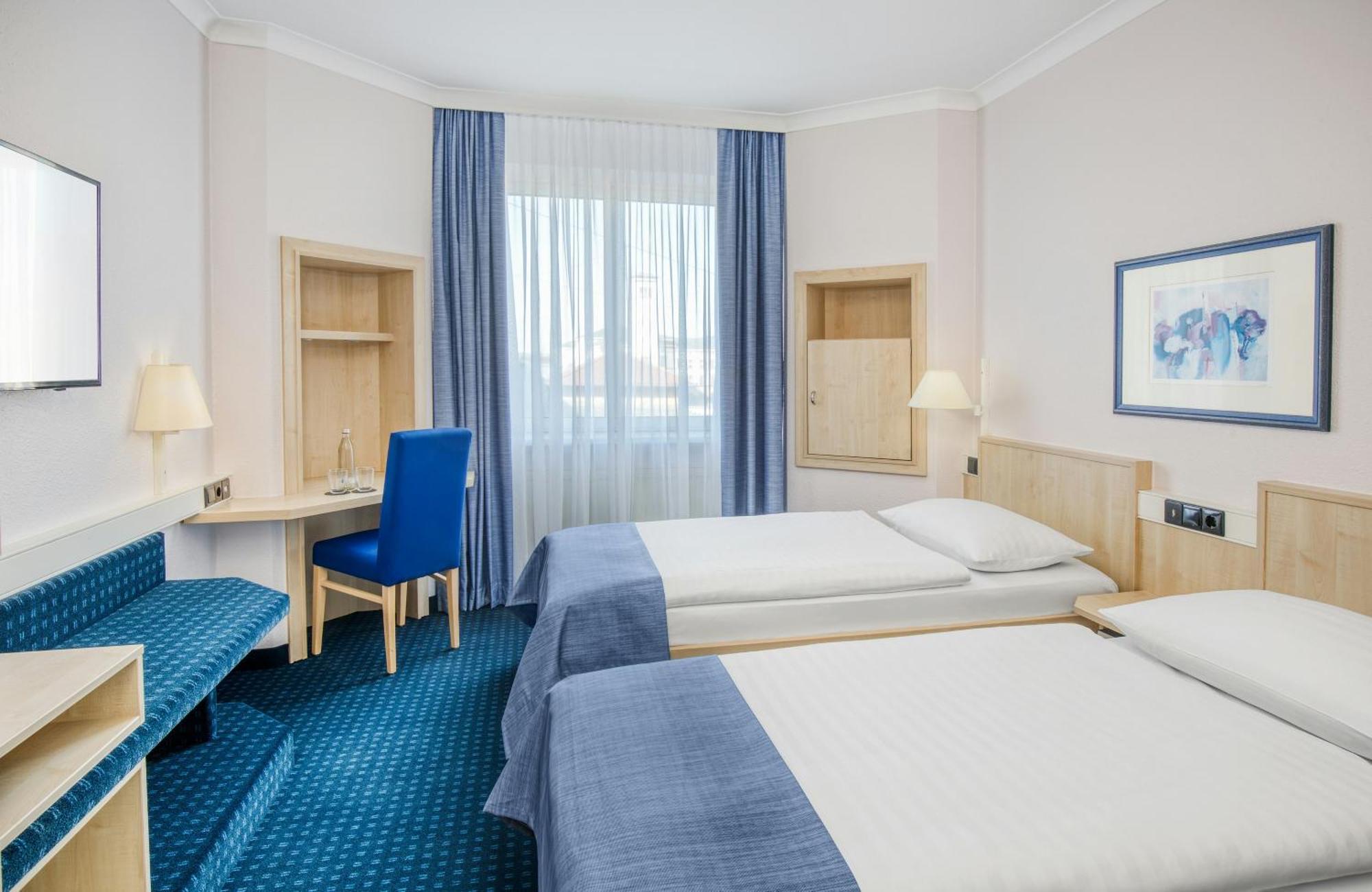 Comfort Twin Room