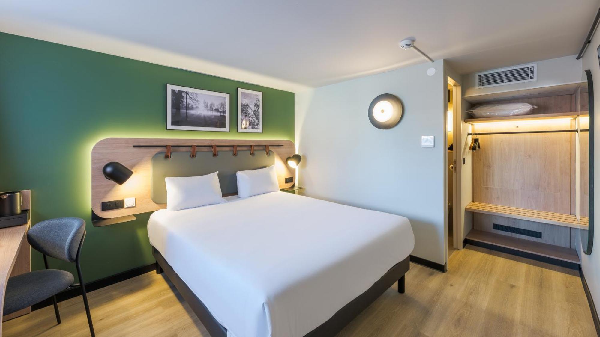 Standard Double Room,1746814164:JPEG