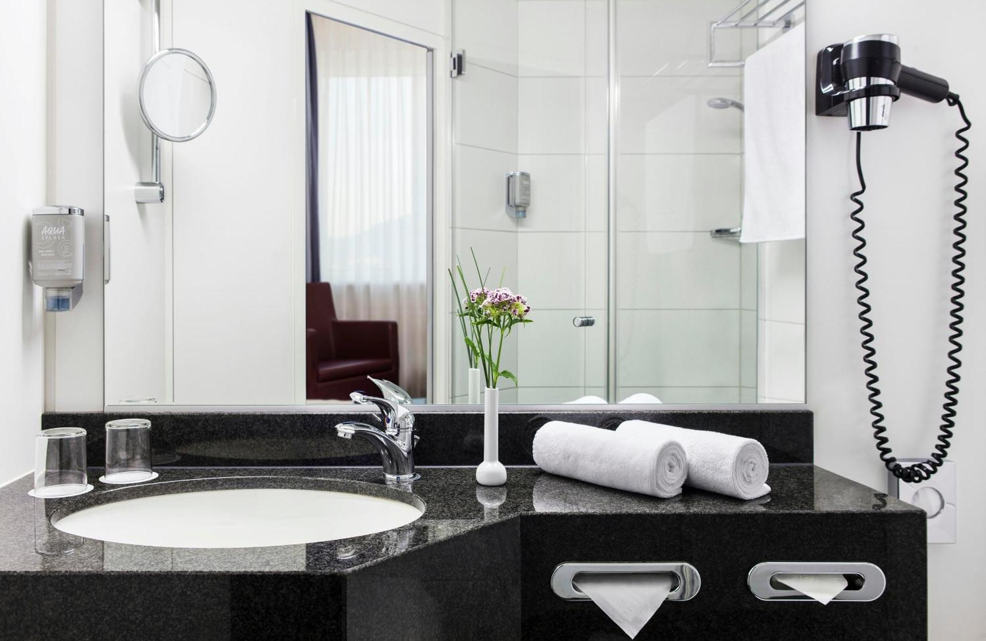 Comfort Twin Room