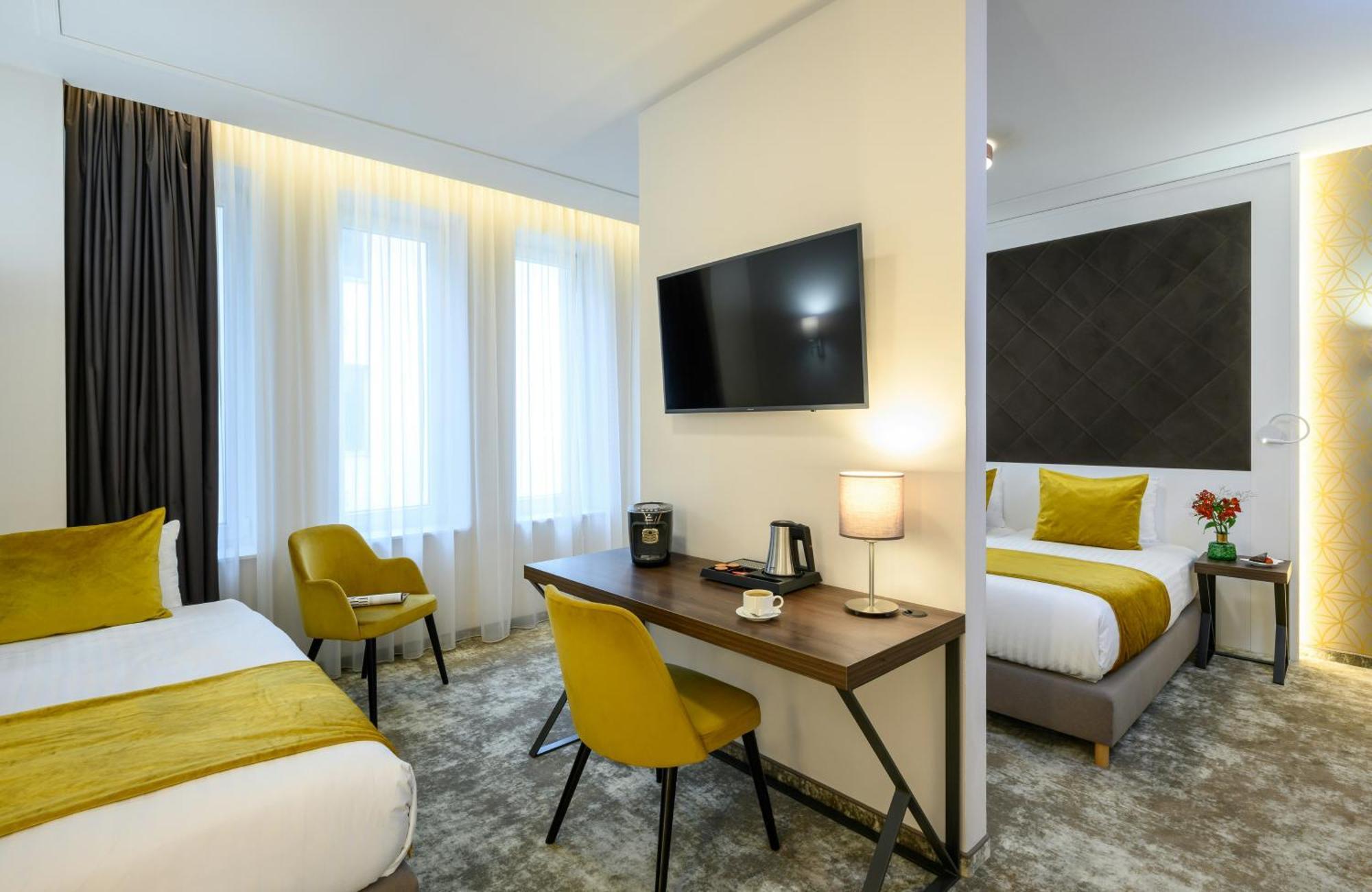 Superior Triple Room