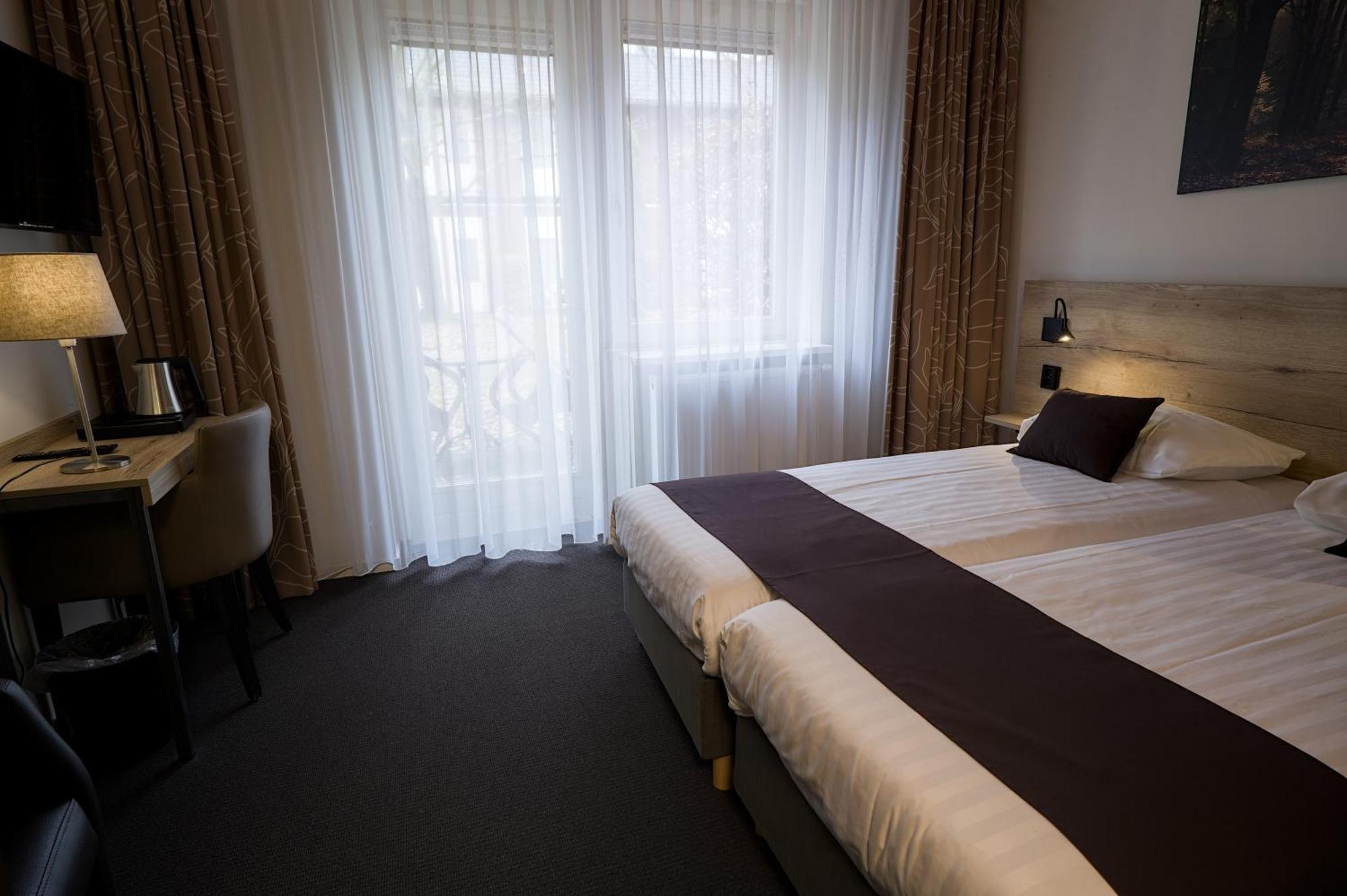 Twin Room Terrace