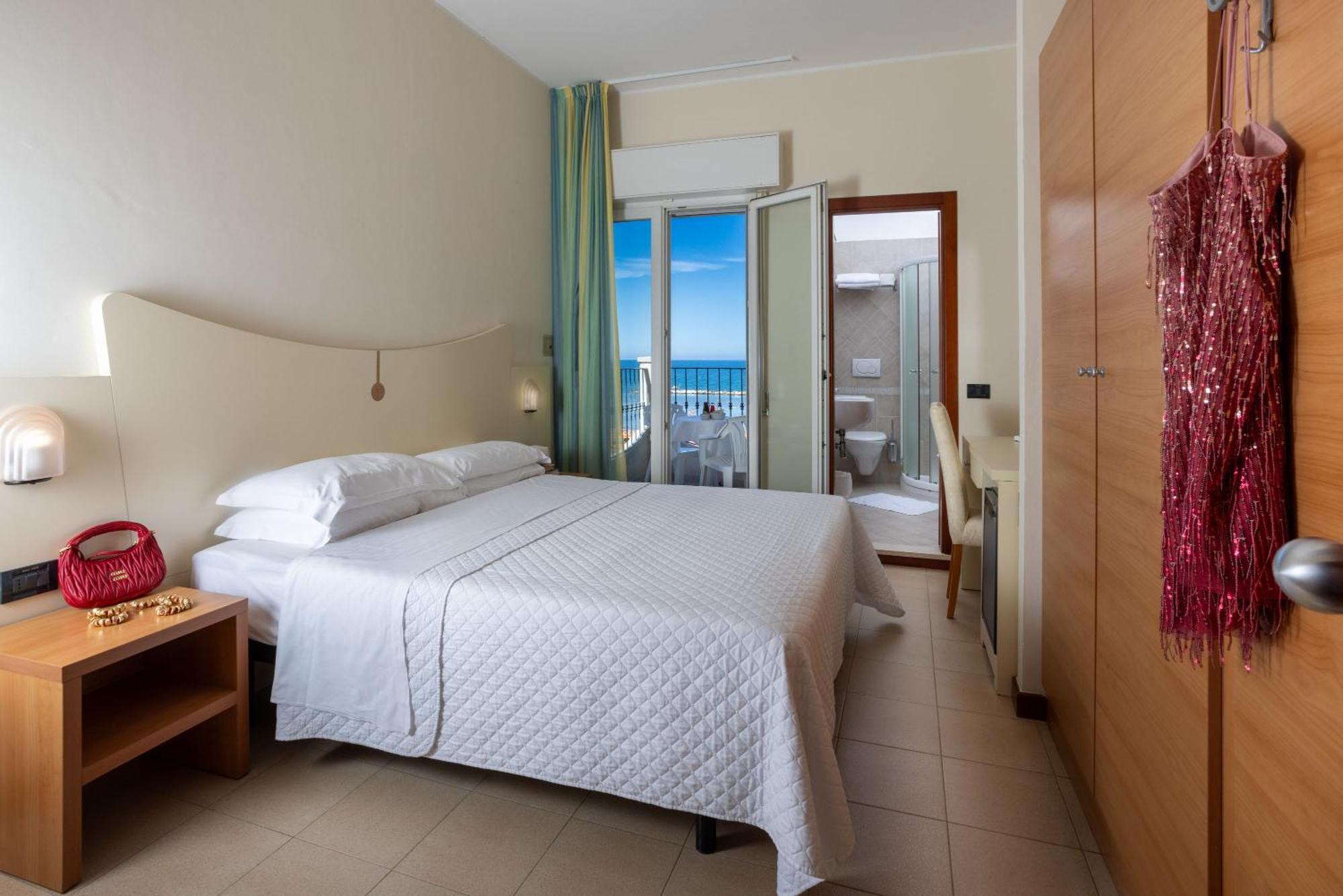 Double Room Beach Front