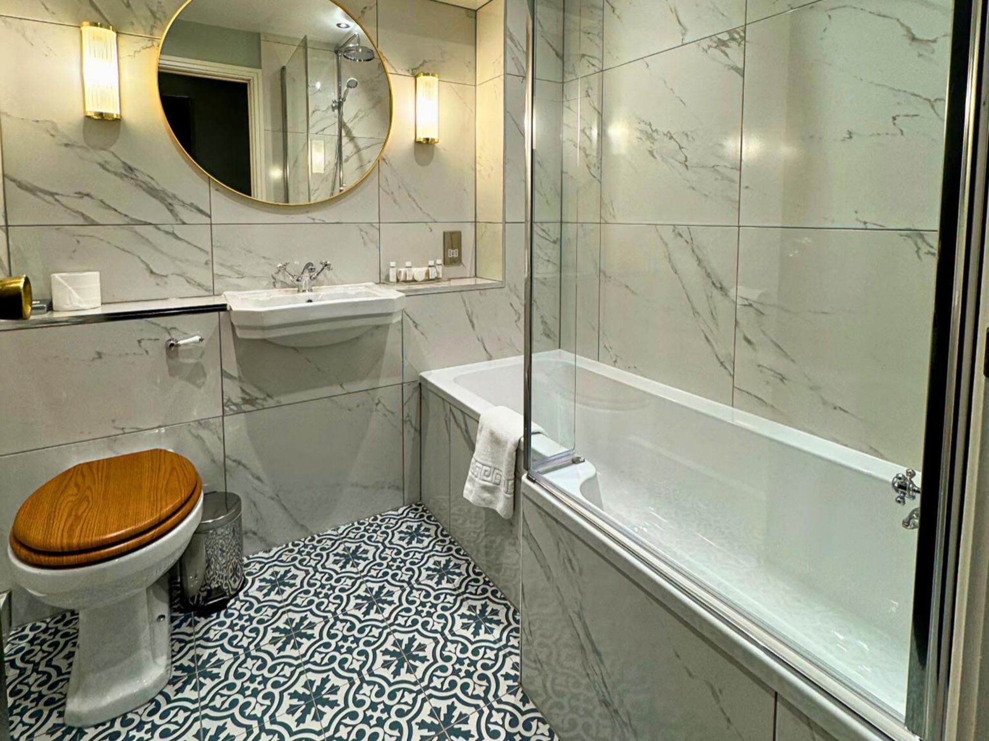 Split-level Suite
