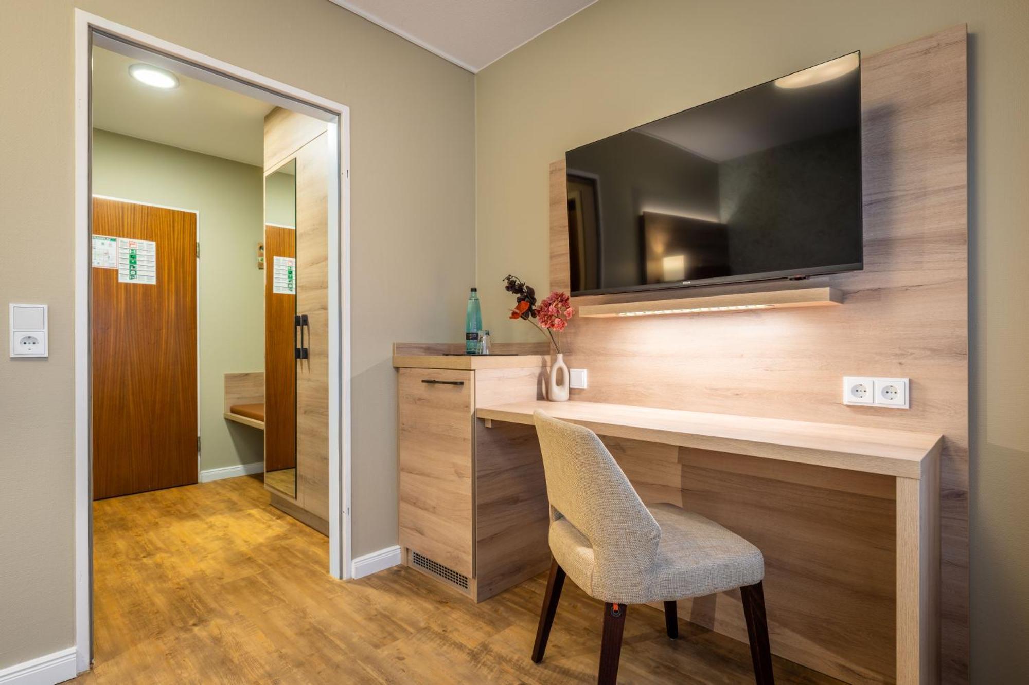 Economy Single Room