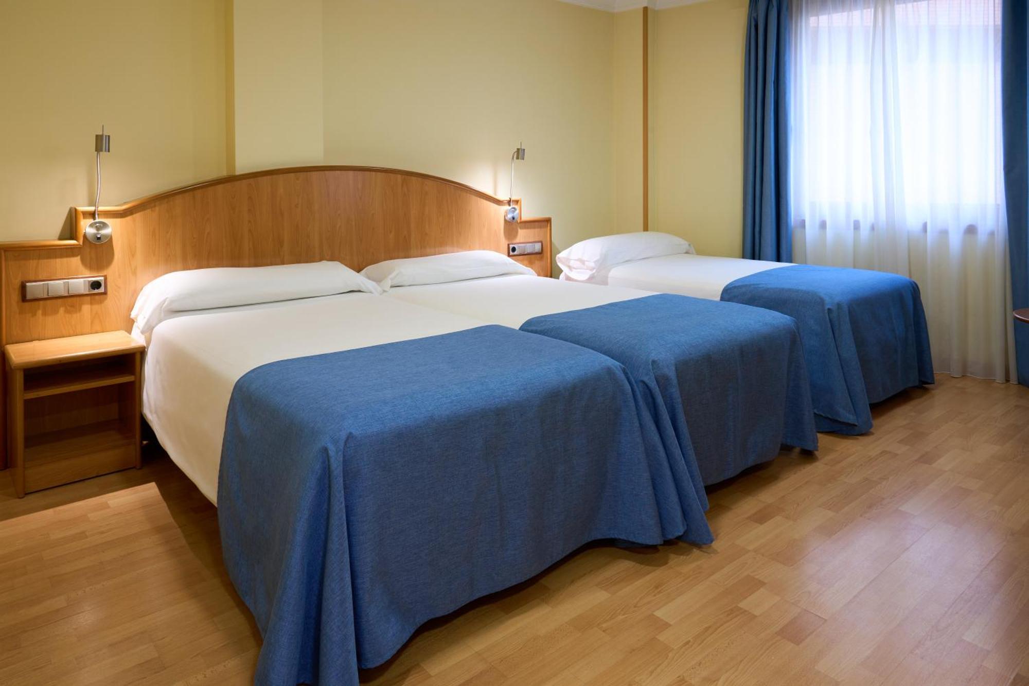 Triple Room,1746833680:JPEG