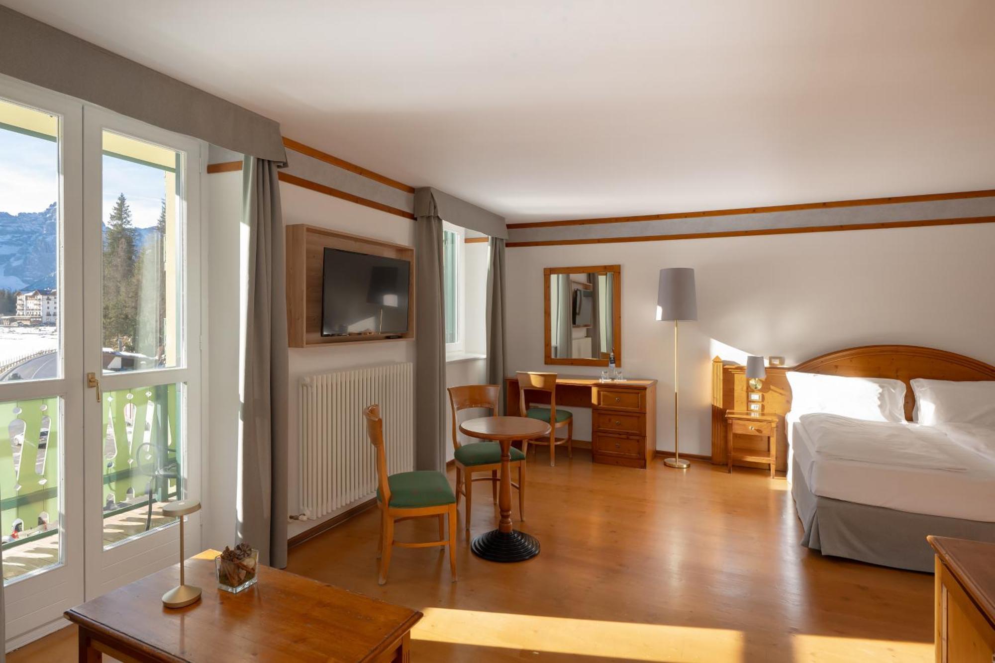 Superior Room Lake View