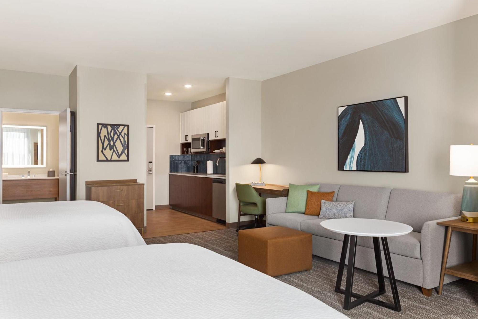 Standard Suite