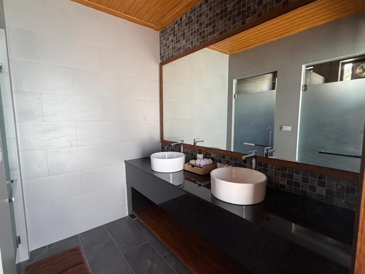 Executive Pool Villa