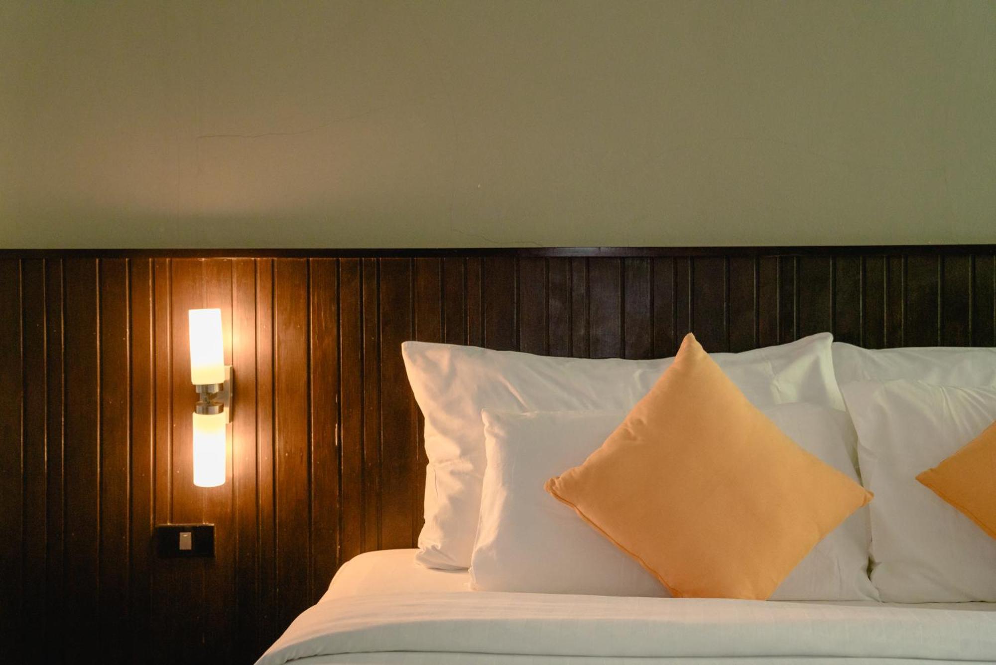 Grand Deluxe Double Room Sunset Wing