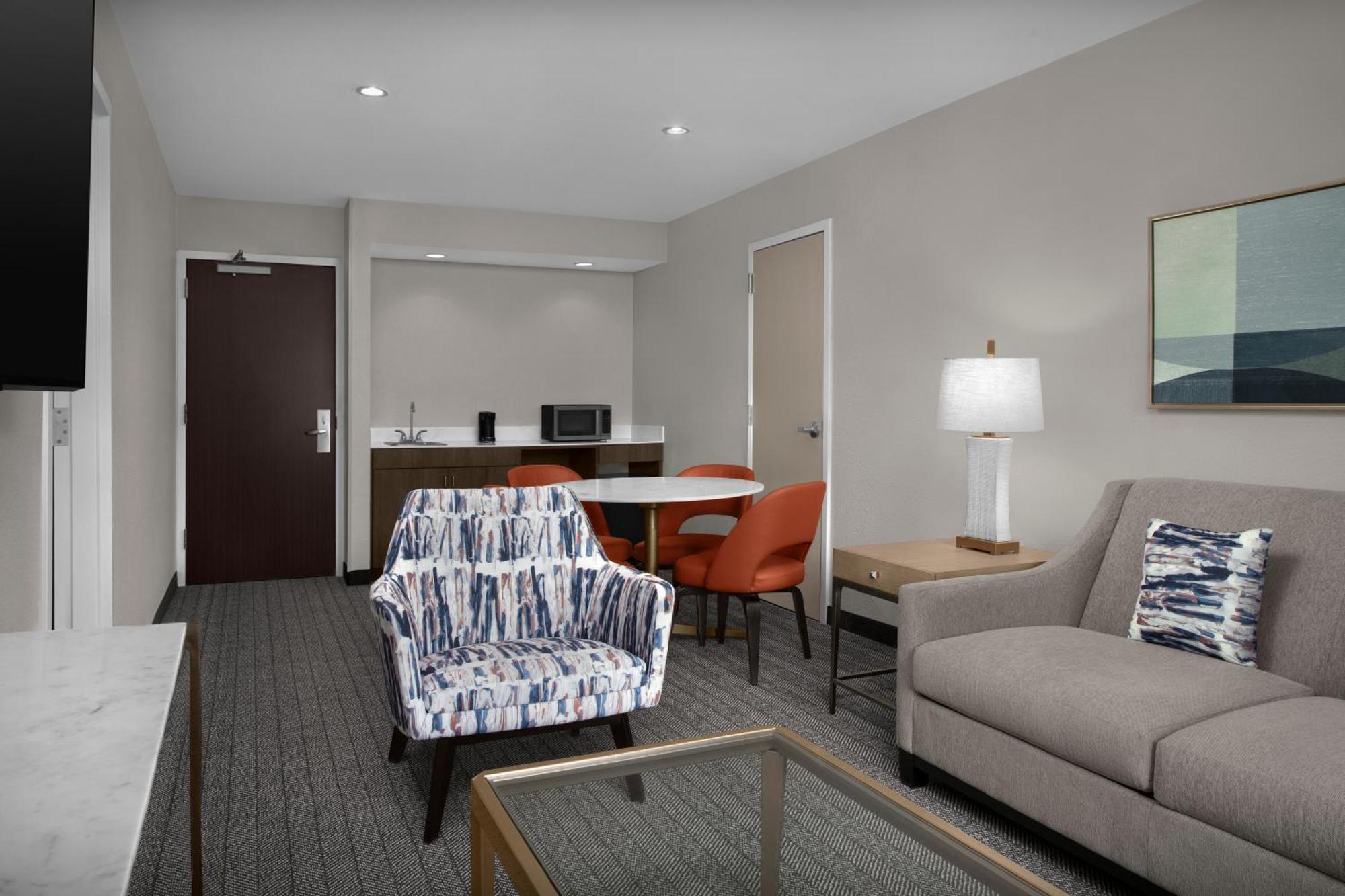 One-Bedroom King Suite Sofa Bed