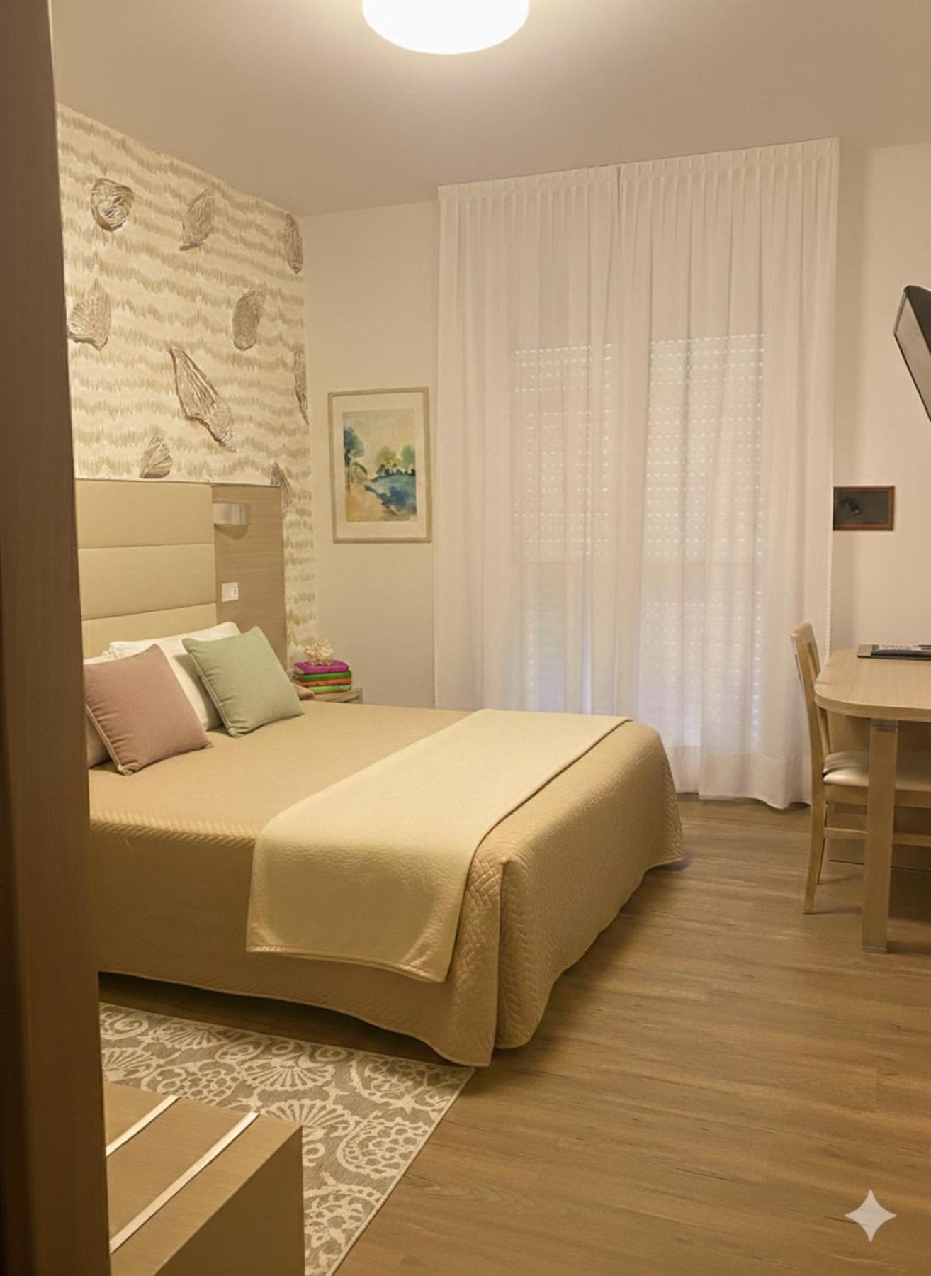 Standard Double or Twin Room Garden View