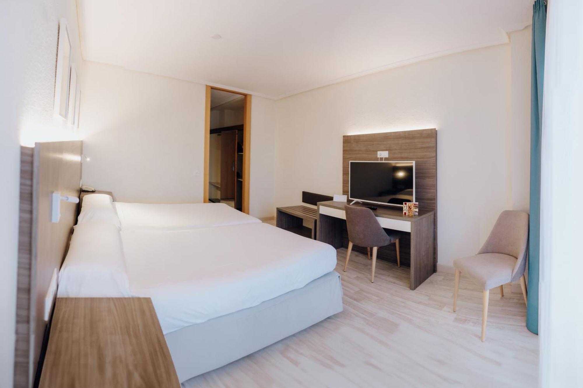 Double or Twin Room Terrace