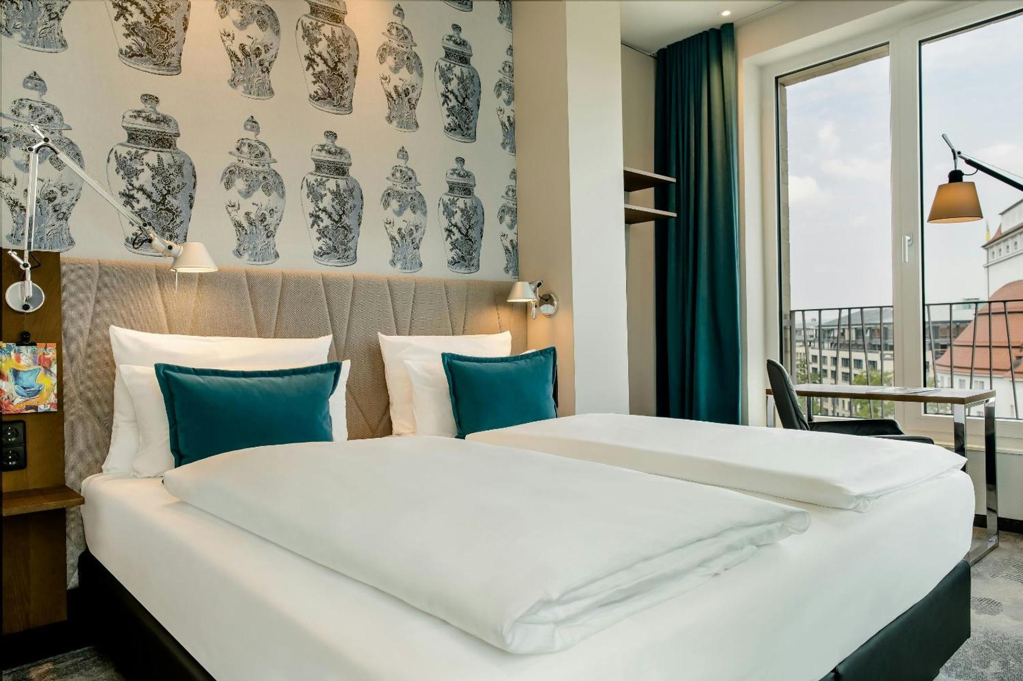 Superior King Room view,1746899281:JPEG