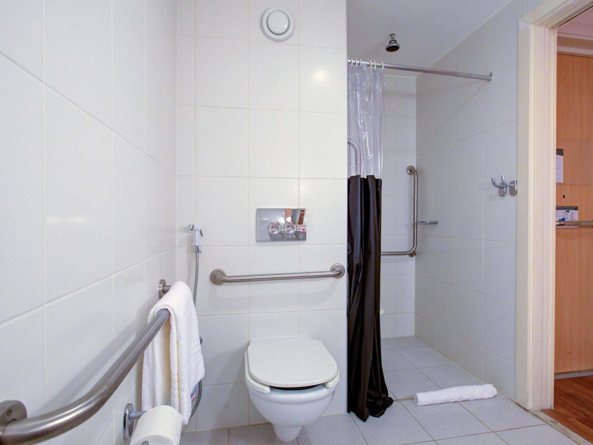 Standard Adapted Apartment One Double Bed