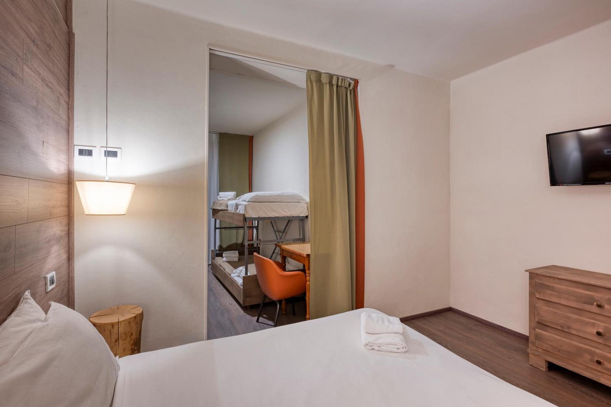 Superior Quadruple Room Balcony