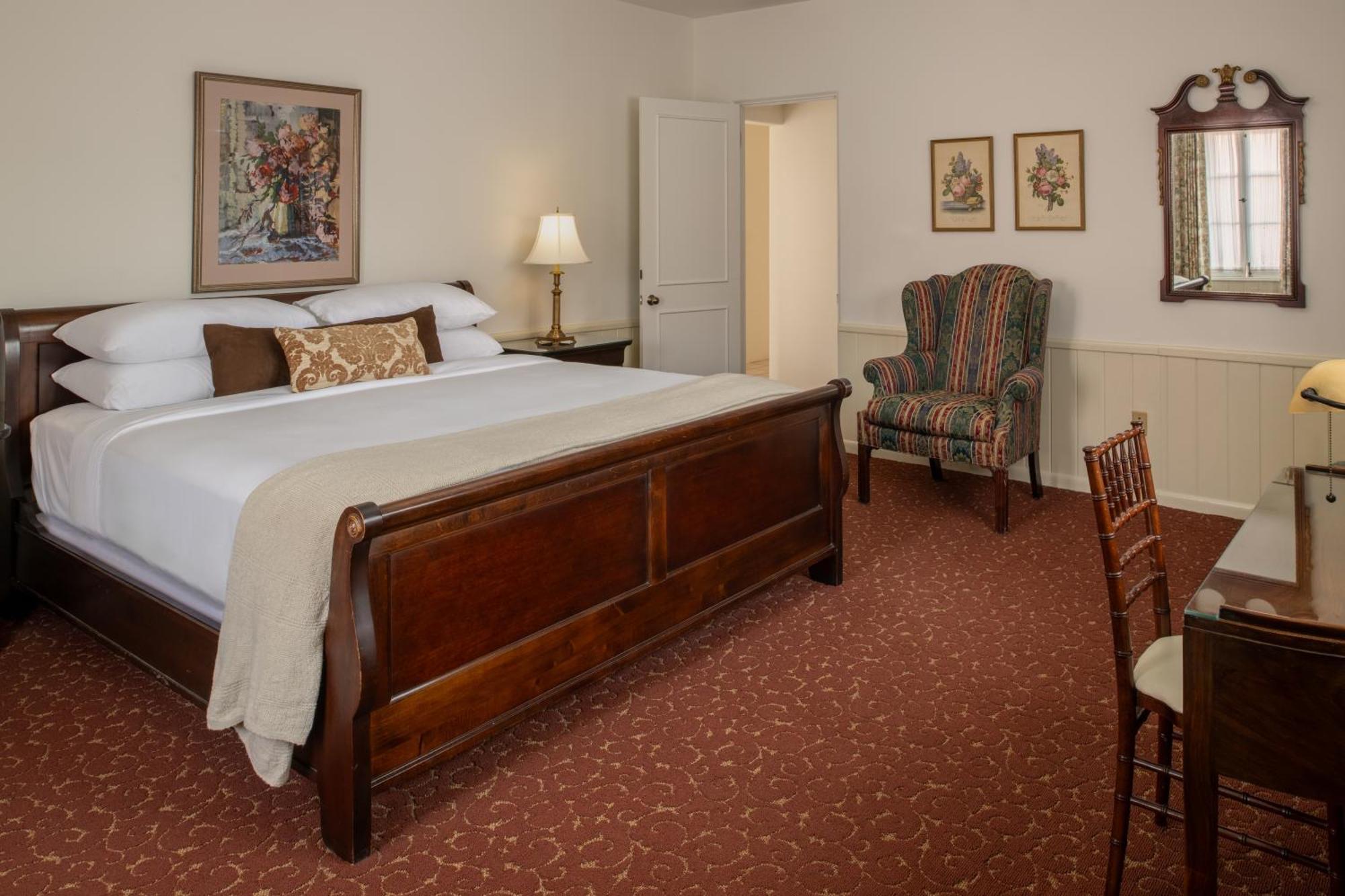 Deluxe Suite,1746902449:JPEG