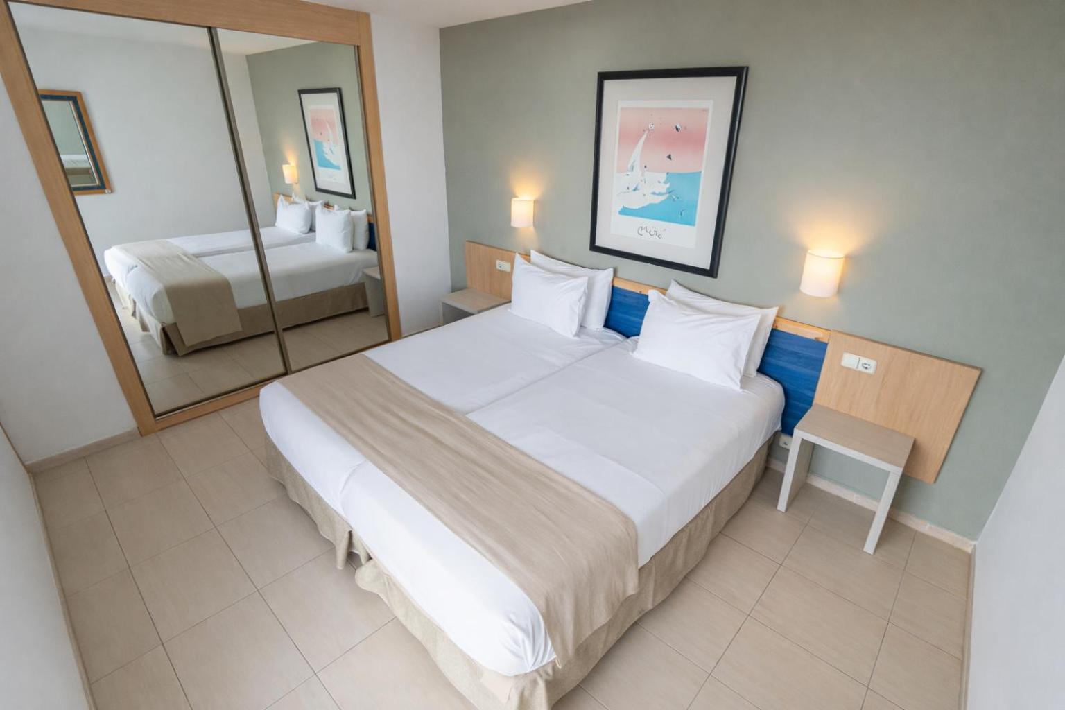 Two-Bedroom Apartment Sea View,1746912651:JPEG
