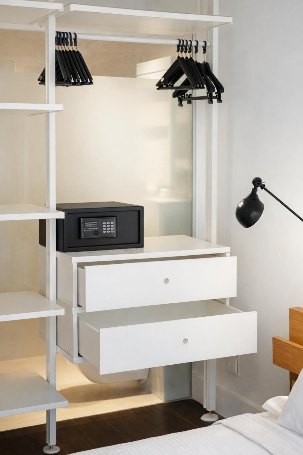 Chambre Lit Queen-Size - Vue sur Mer