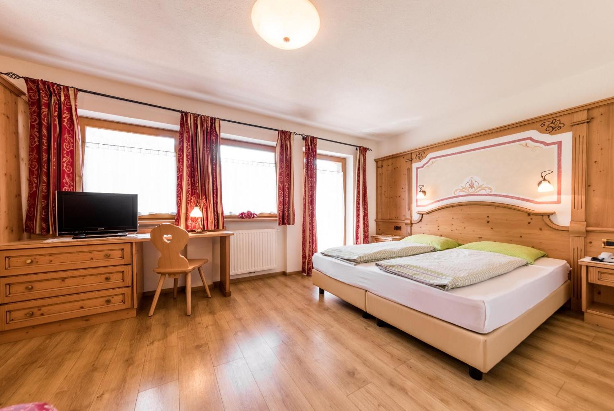 Comfort Double or Twin Room