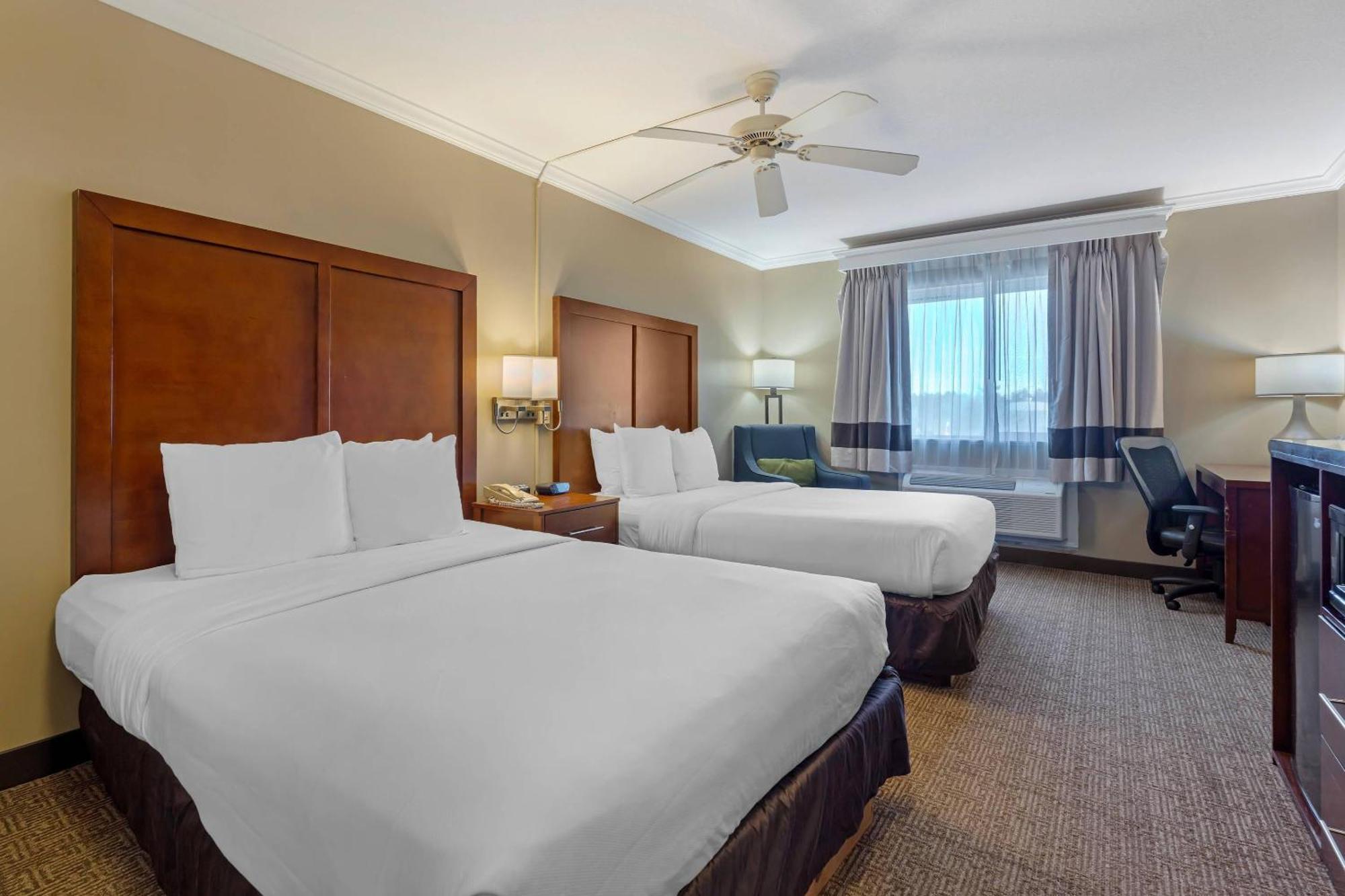 Queen Room Two Queen Beds Non-Smoking