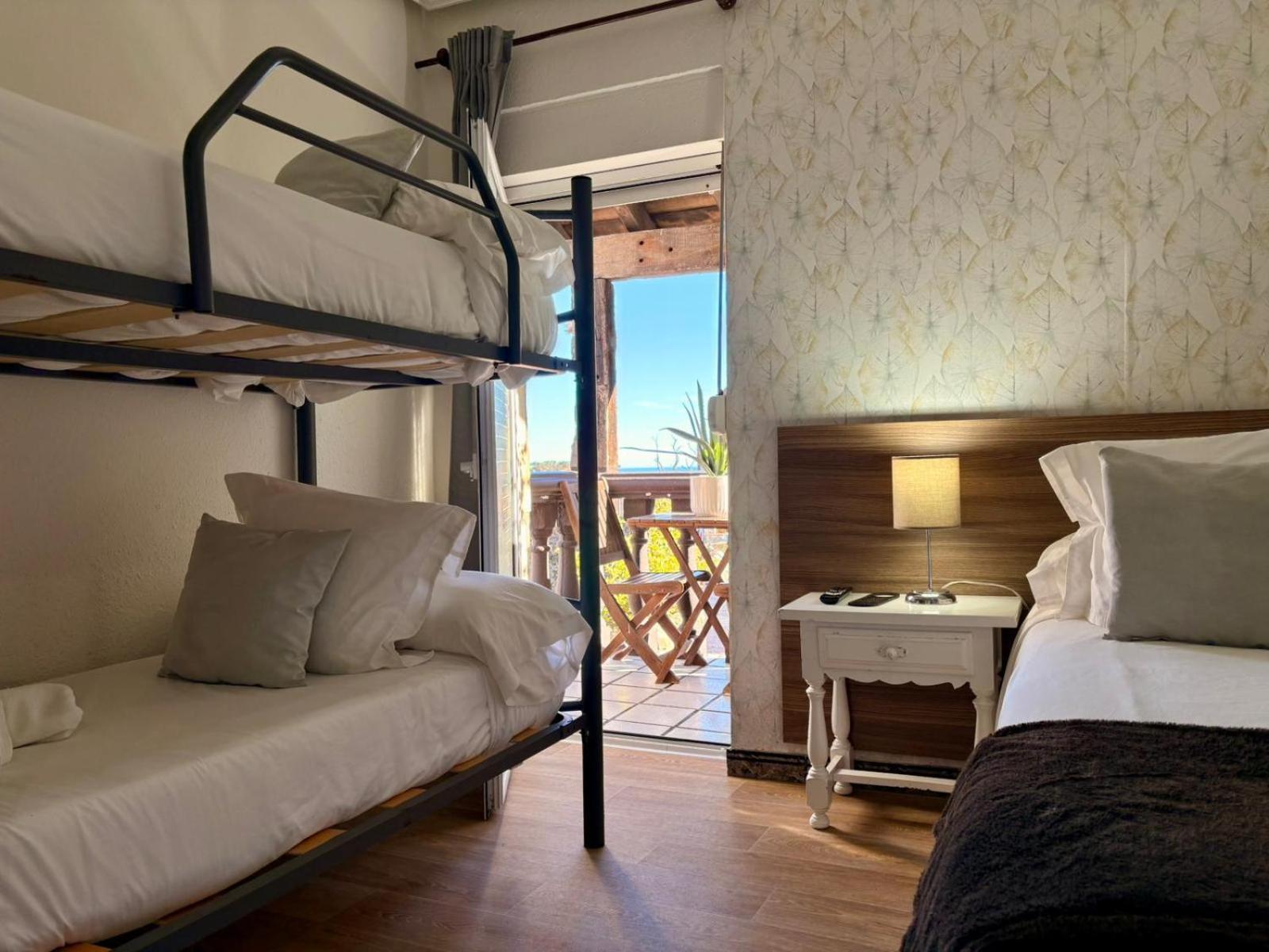 Quadruple Room Terrace