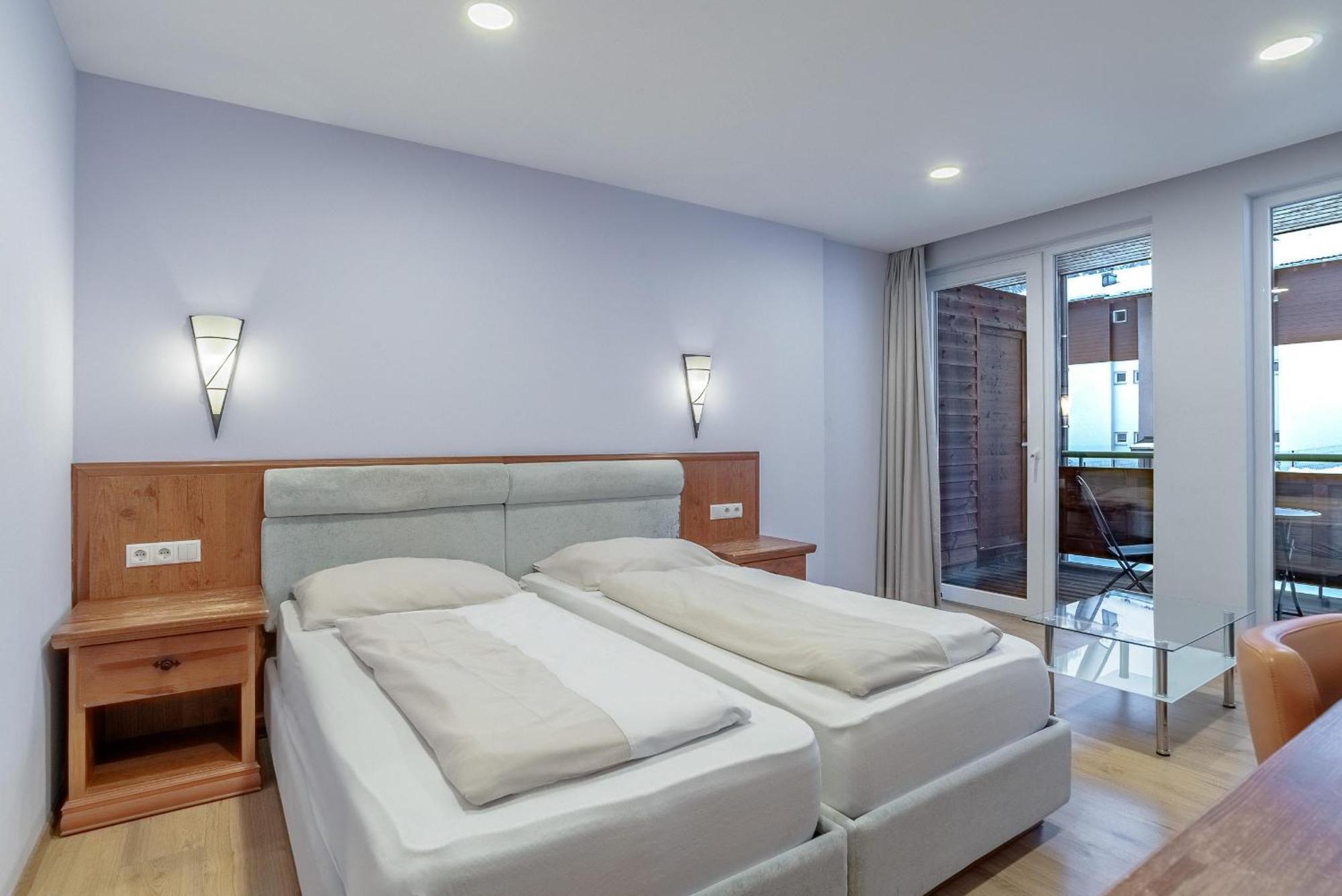 Double Room Mountain View