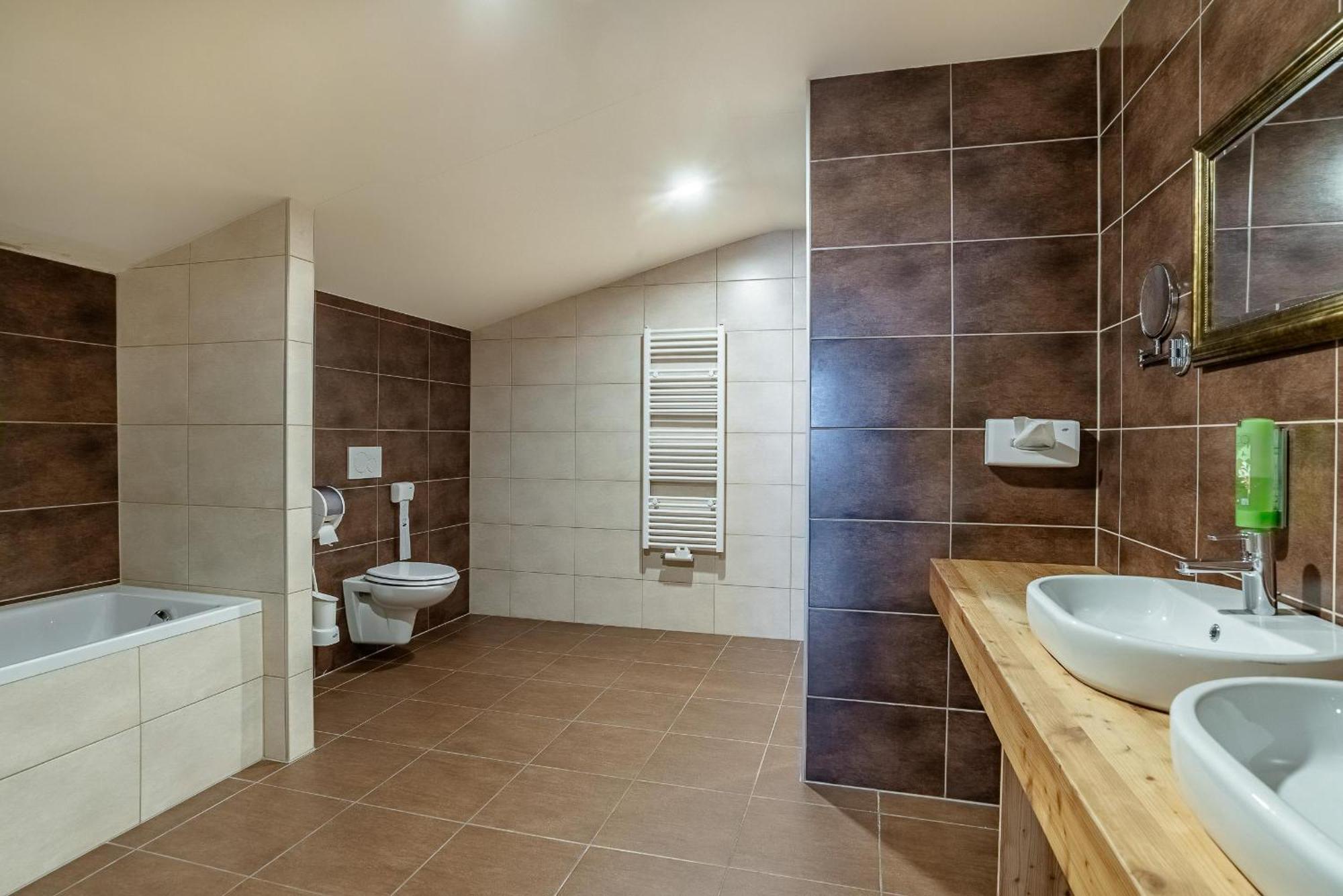 Quadruple Room Mountain View