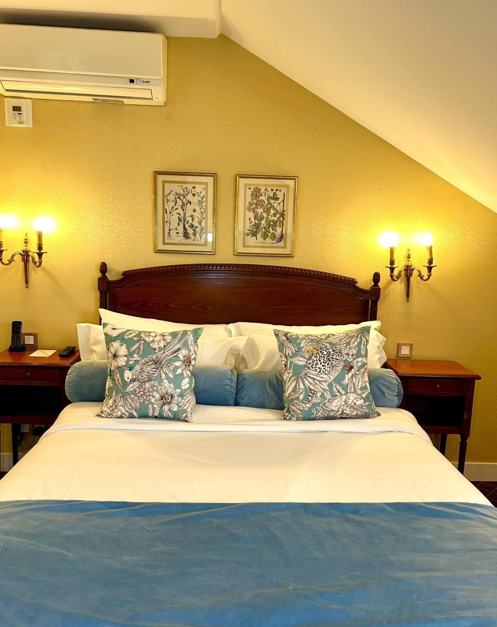 Small Classic Double Room,1746943991:JPEG