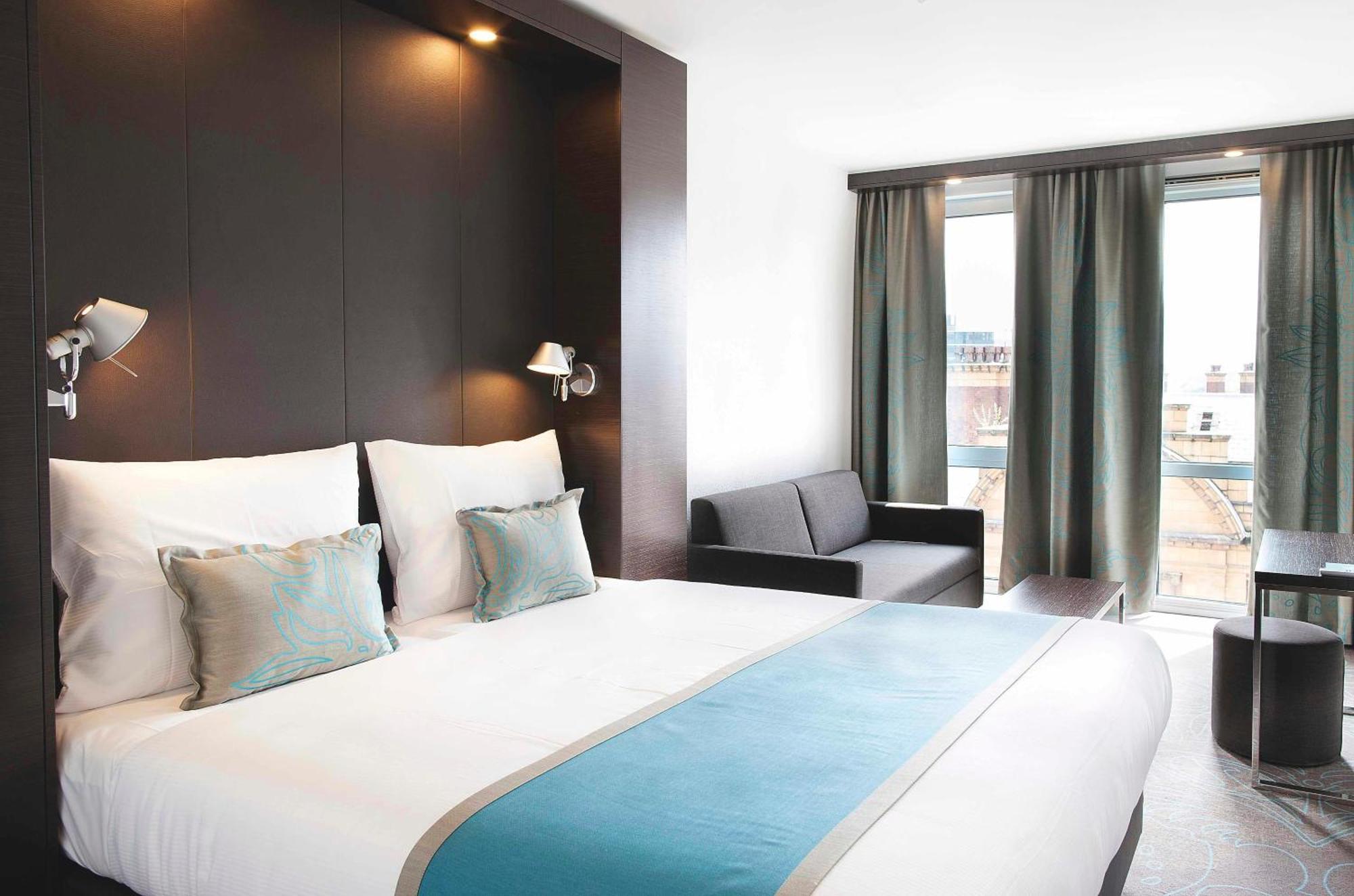 Deluxe Room,1746959807:JPEG