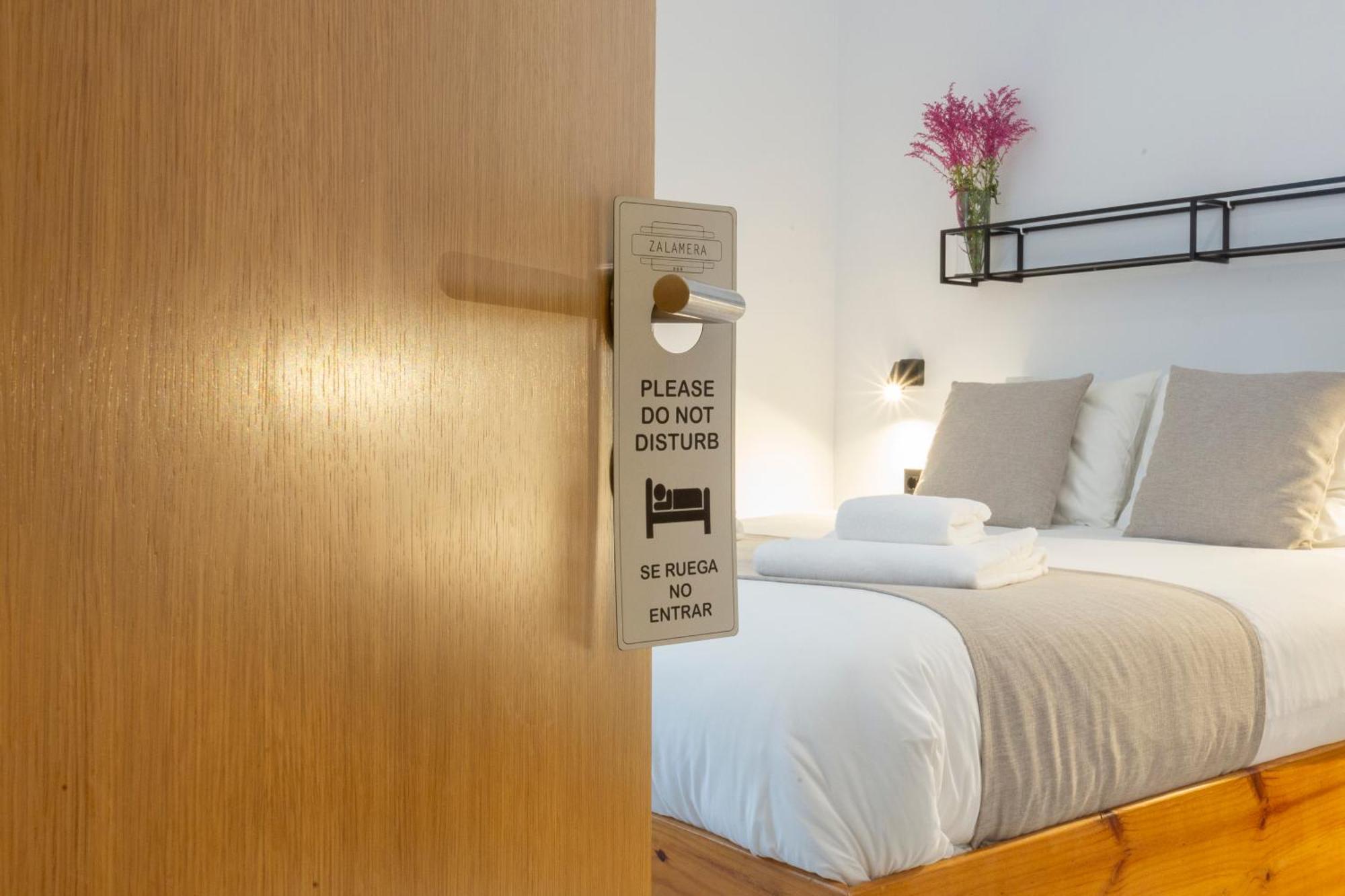 Double Room Private External Bathroom