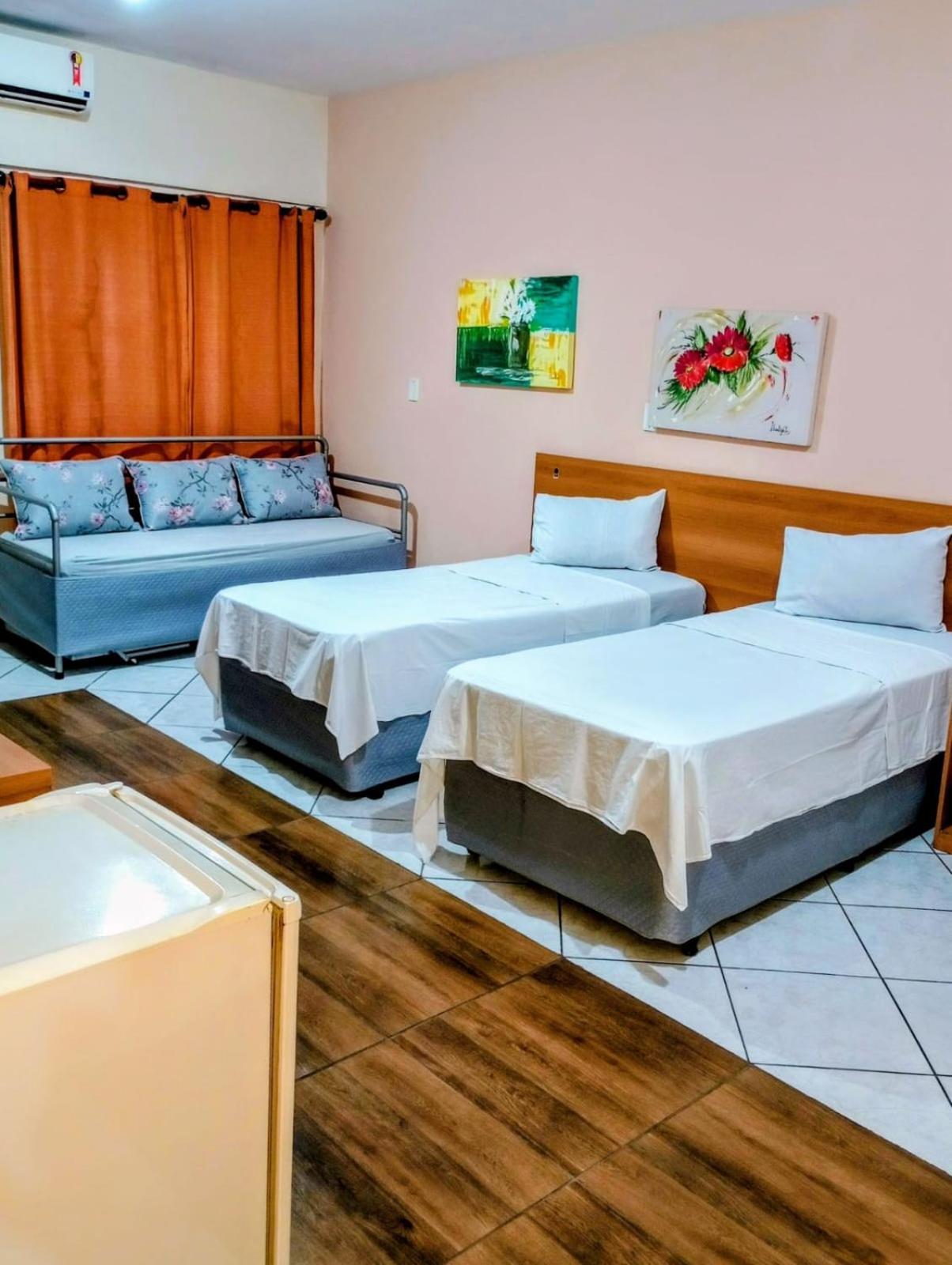 Deluxe Family Suite