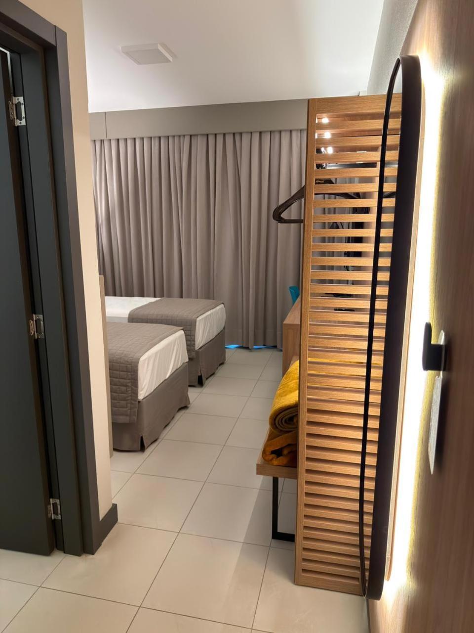 Twin Room,1746968624:JPEG
