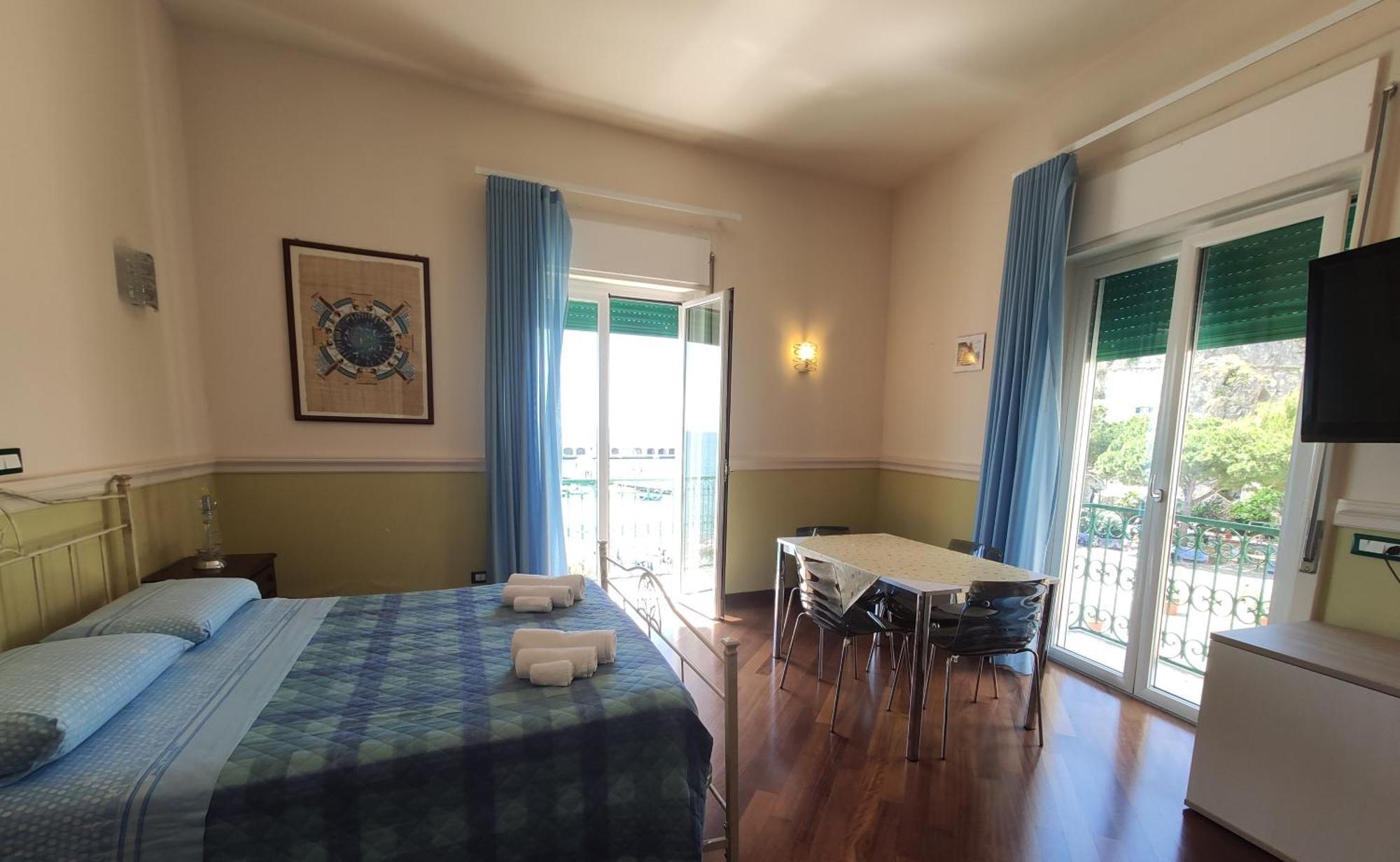 One-Bedroom Apartment Sea View,1746991713:JPEG