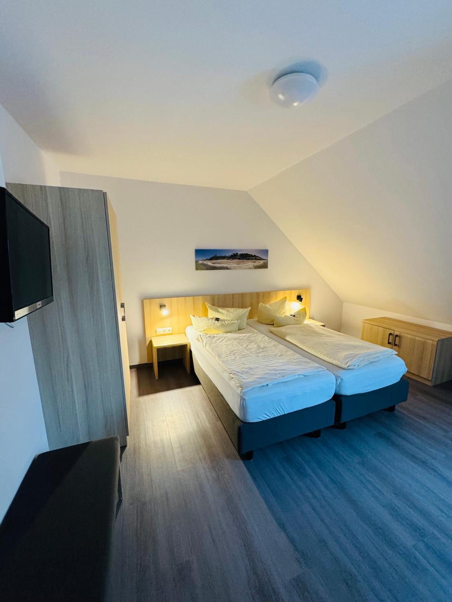 Standard Suite