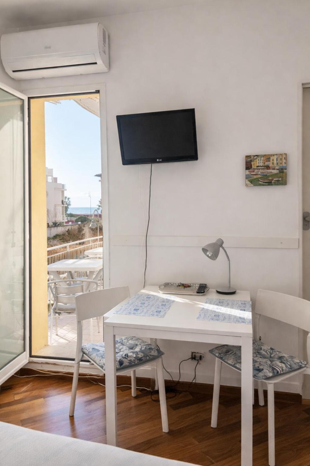 Triple Room Private Bathroom