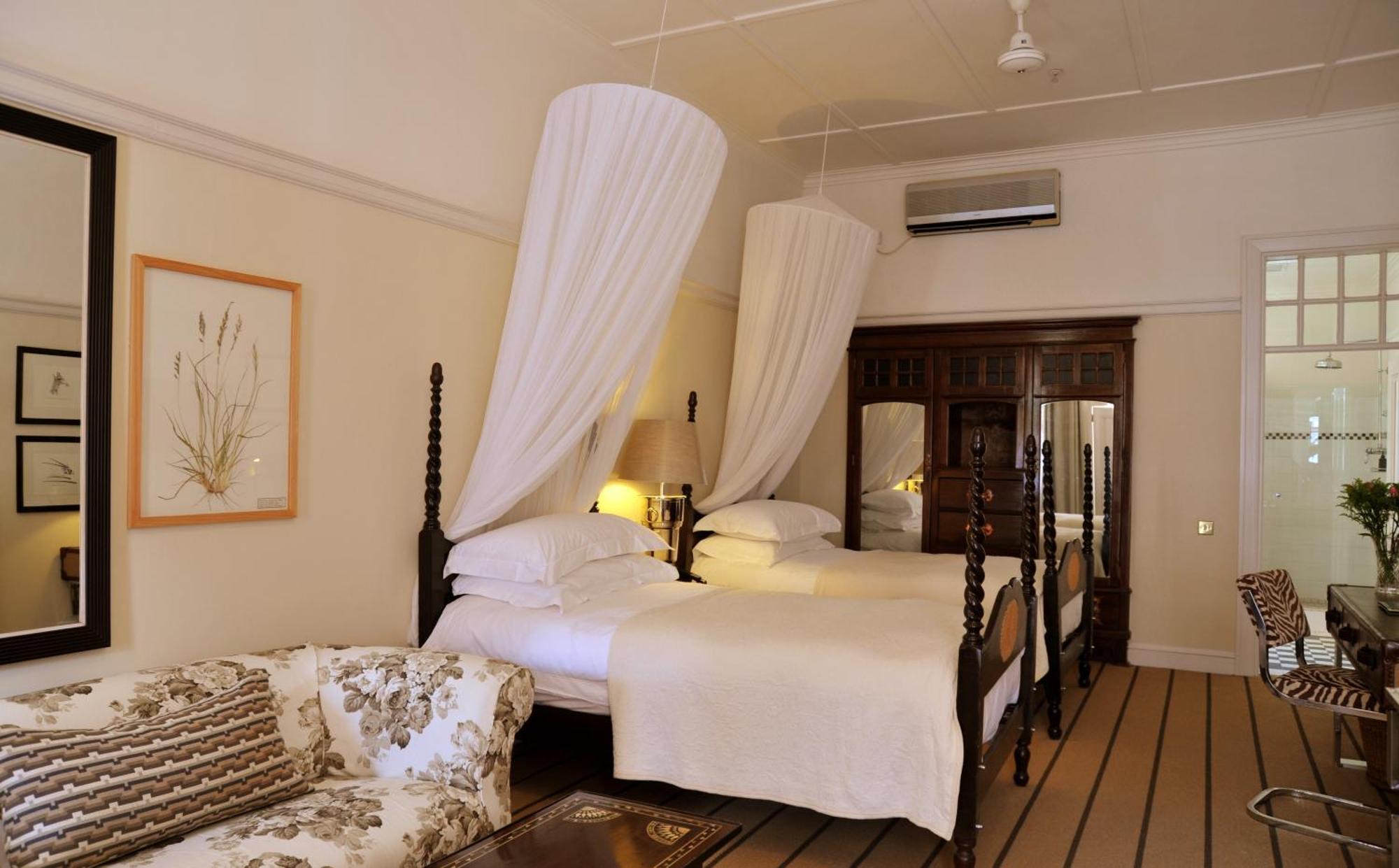 Classic Double Room