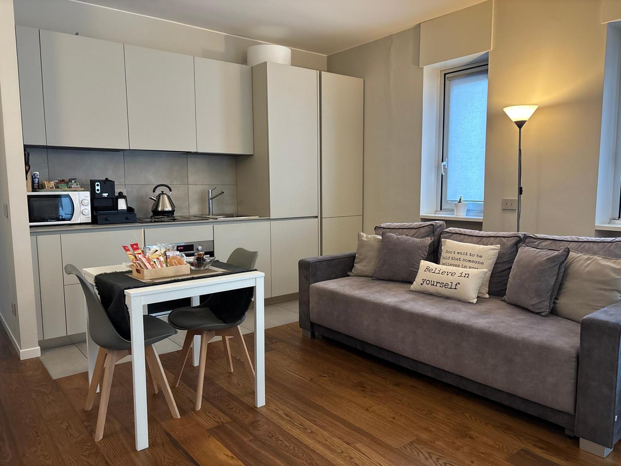 Three-Bedroom Deluxe Apartment