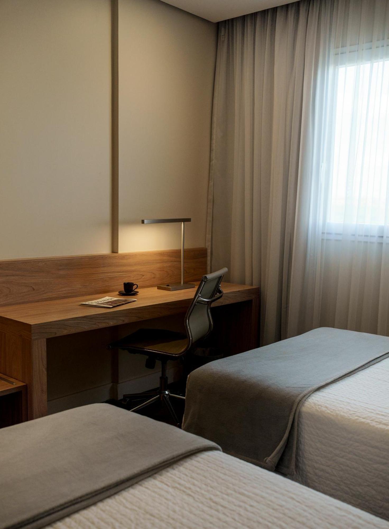 Twin Room,1747077063:JPEG