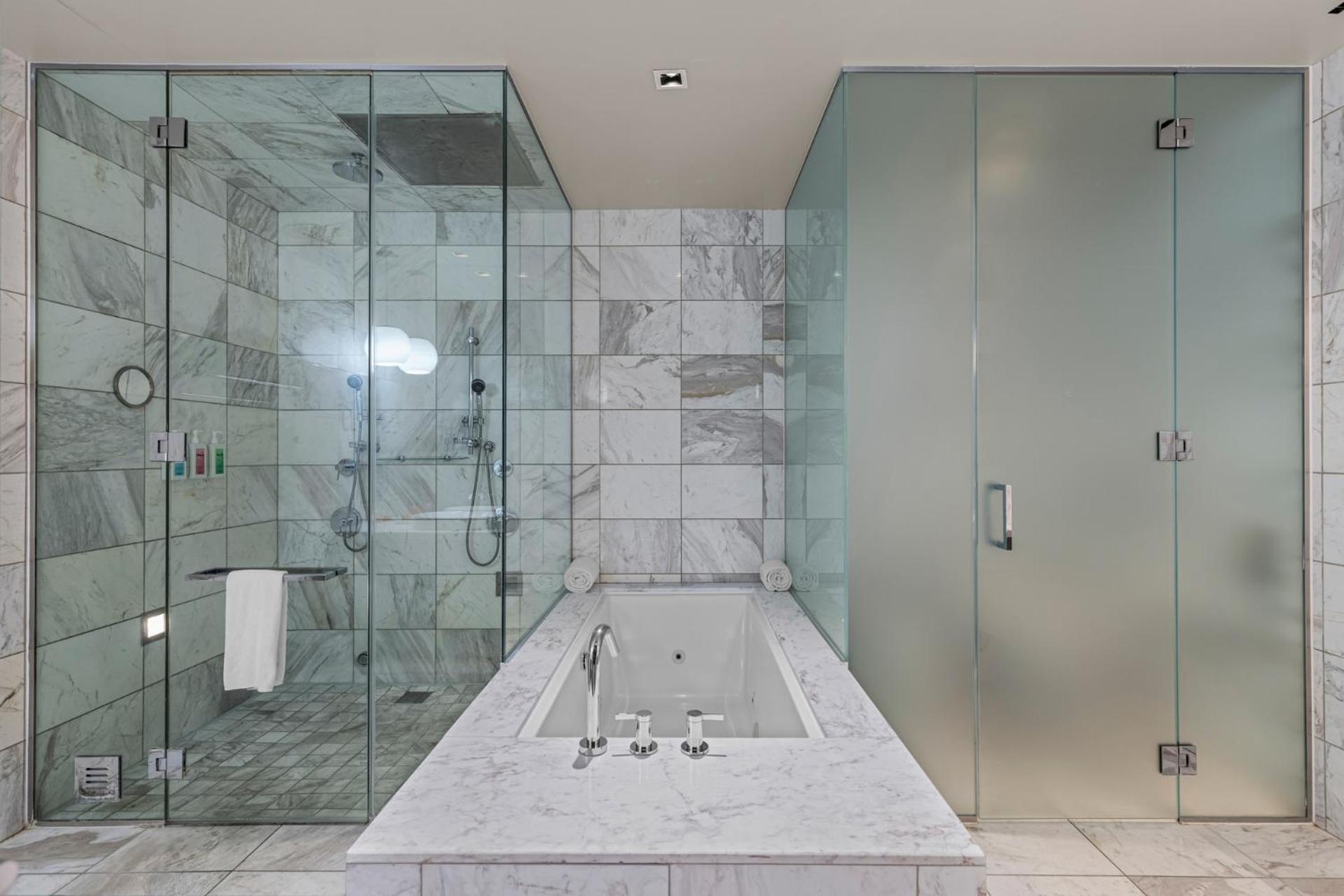 Luxurious Penthouse | Full Strip View & Private Balcony