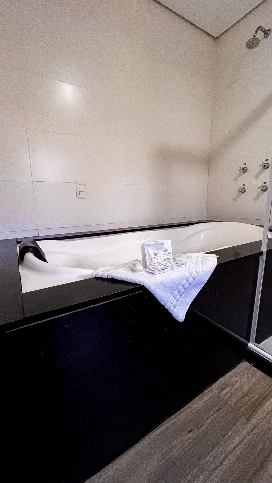 Deluxe Suite,1747163289:JPEG