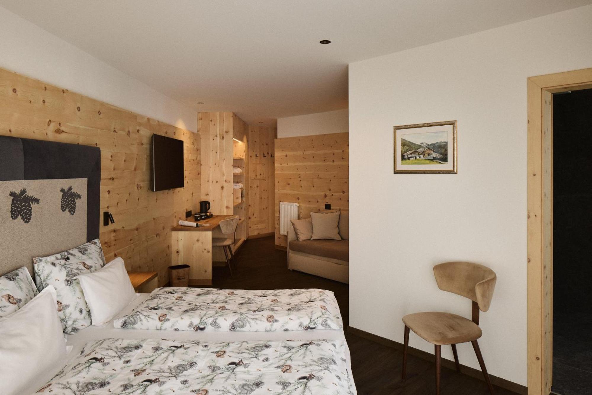 Standard Triple Room,1747176428:JPEG