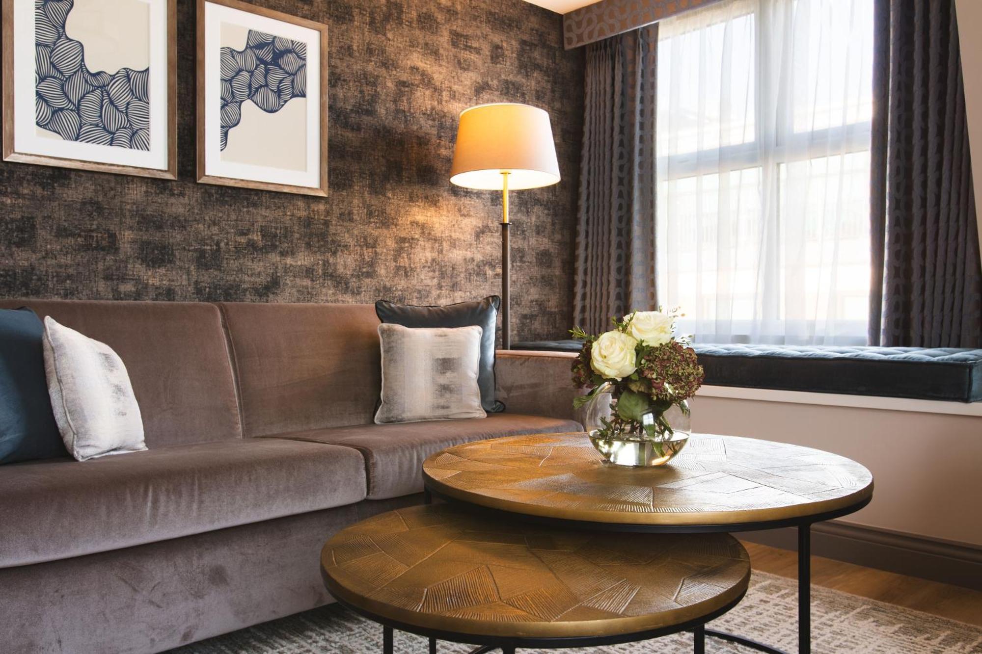 Suite Room