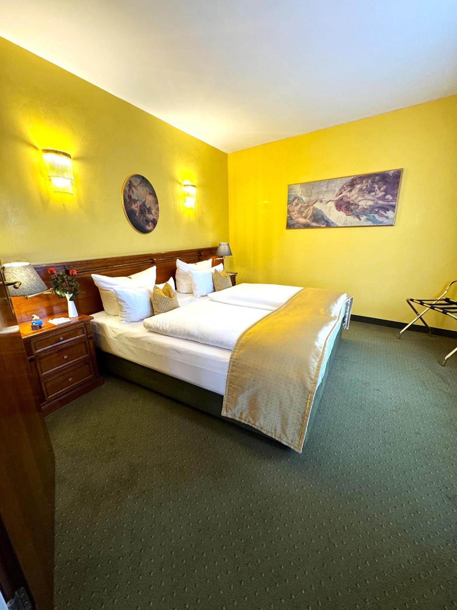 Palais Suite