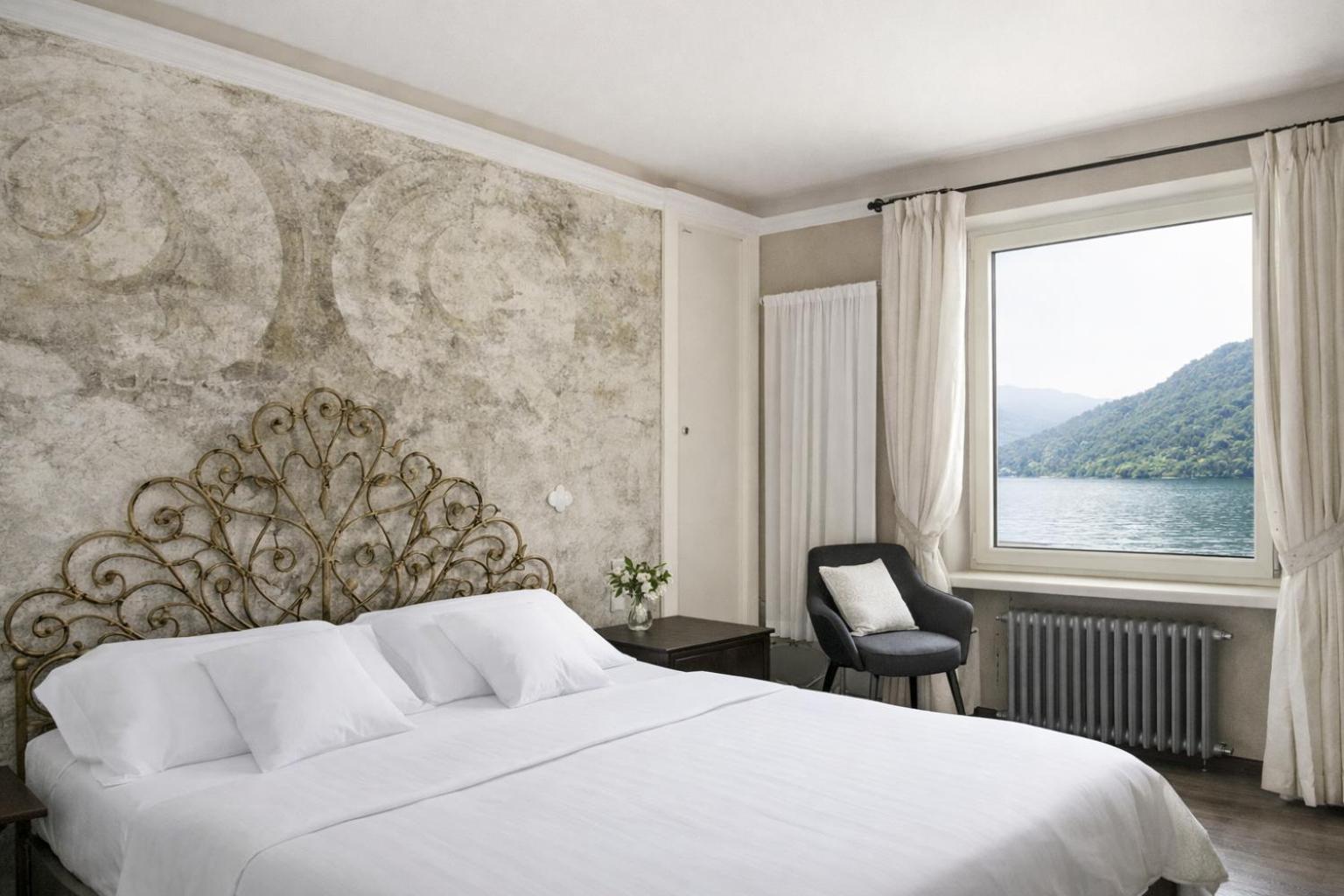 Superior Double Room Lake View