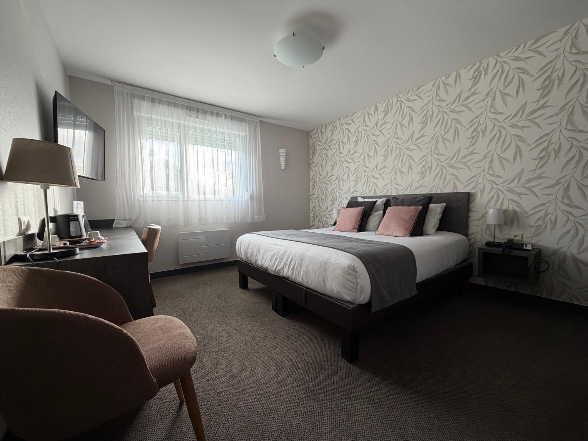 Superior Double Room Club Level