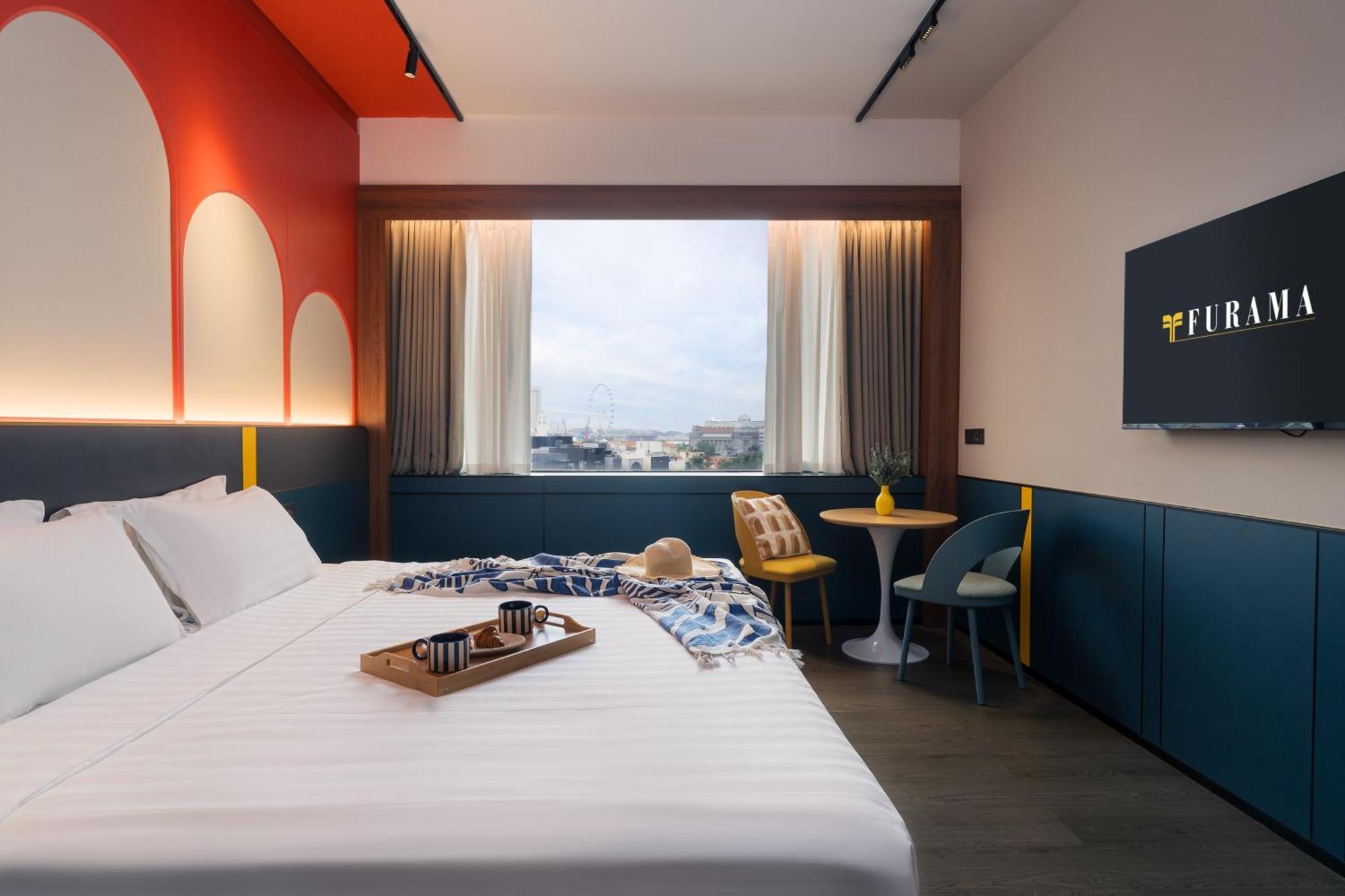 Deluxe Plus King or Twin Room