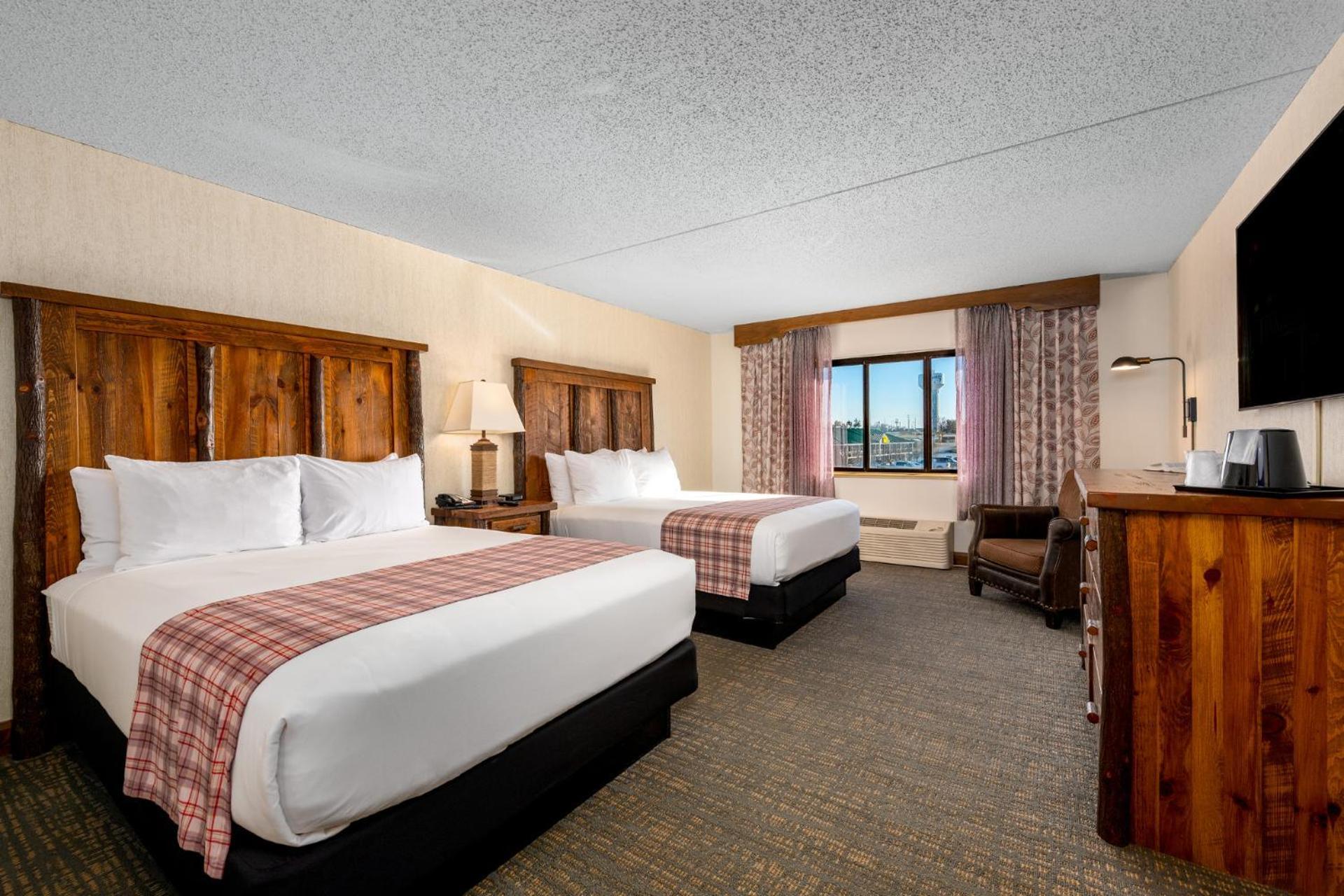 Standard Queen Room Two Queen Beds