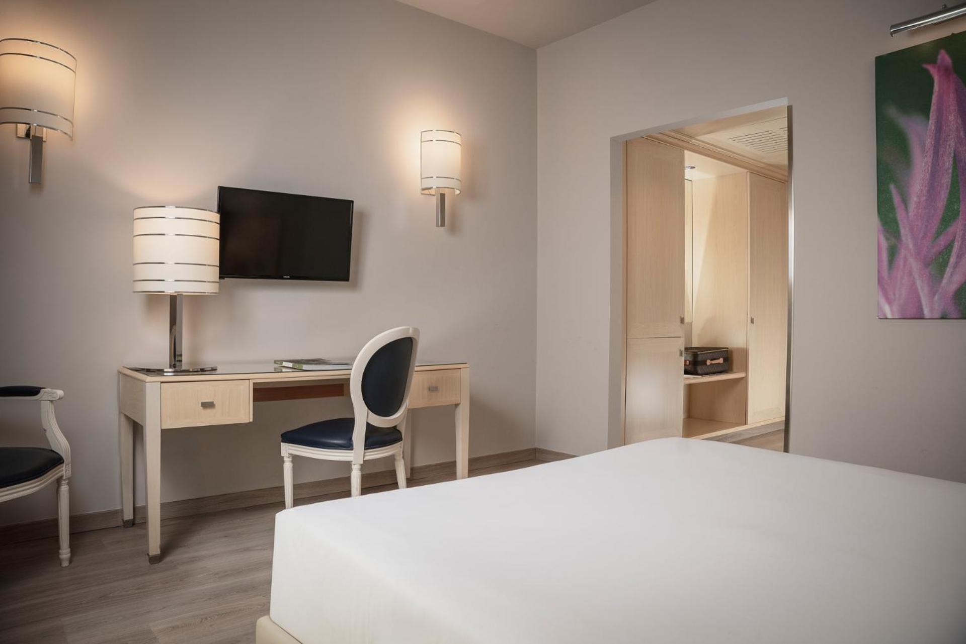 Classic Double Room
