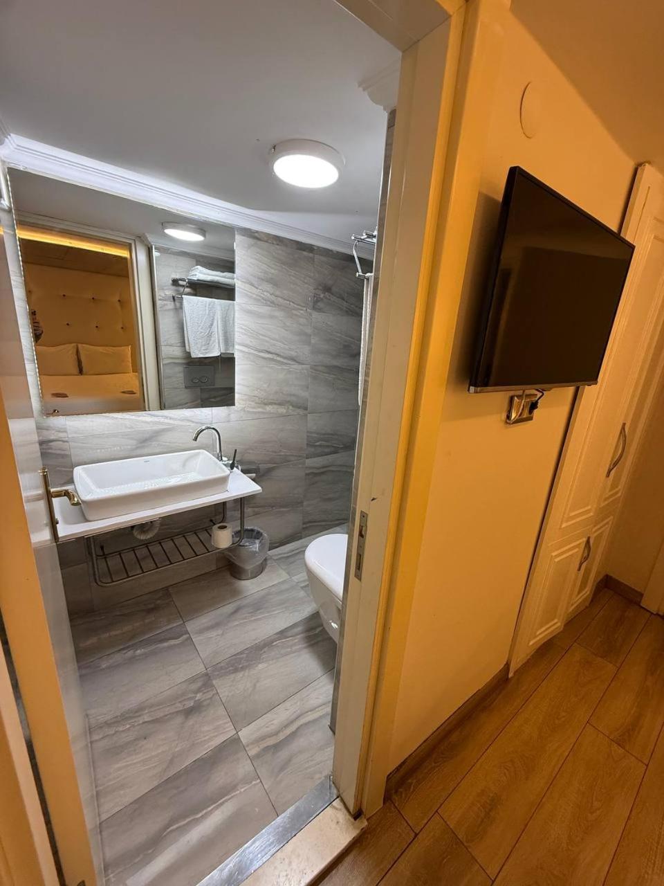 Basement room no window