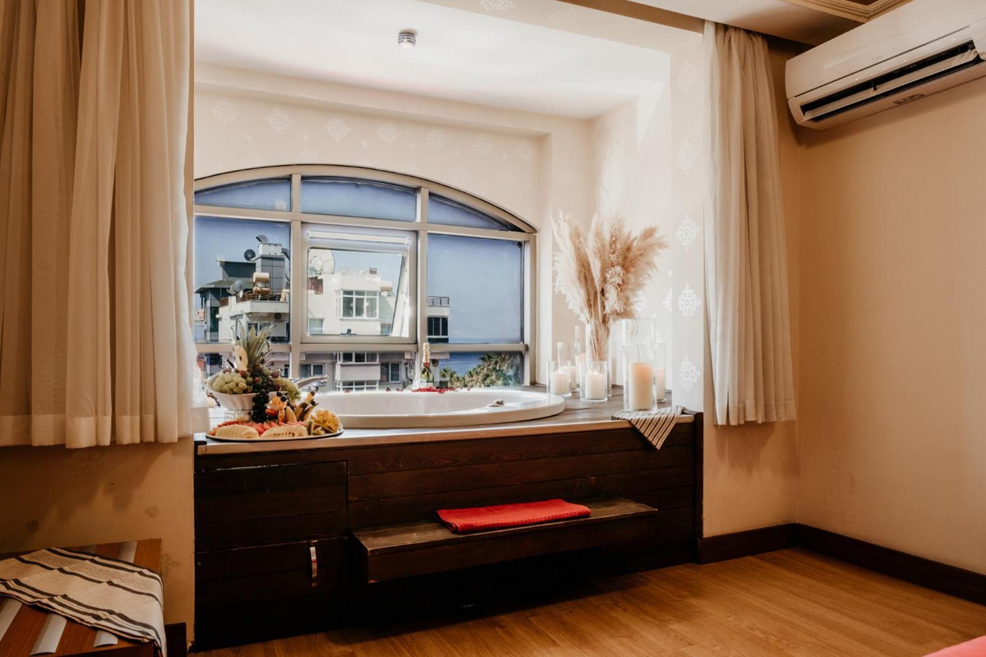 Standard Double Room Spa Bath